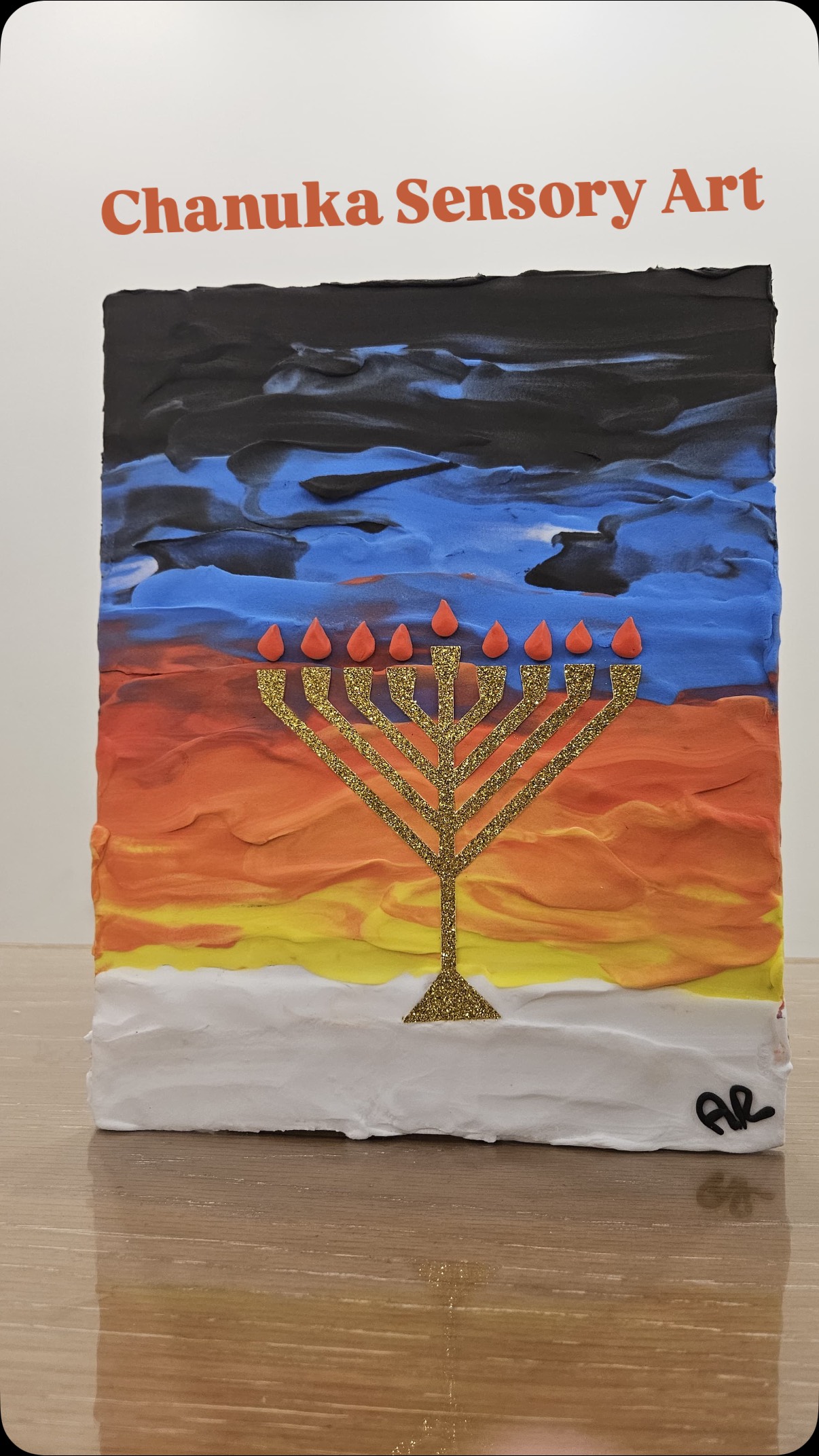 Sensory explosion Chanukah craft for your kids, created by my crafting partner, Aidela Rabiski from @campcratesummer. Enjoy this fun and fluffy craft with your family! Comment “Craft” for the template!
Simple materials:
Canvas panel
Fluffy clay (from amazon)
Menorah cutout on glitter cardstock (or any cardstock of your choice) #chanukahcraft #chanukah #crafts #chanukahsensory #chanukahcanvas