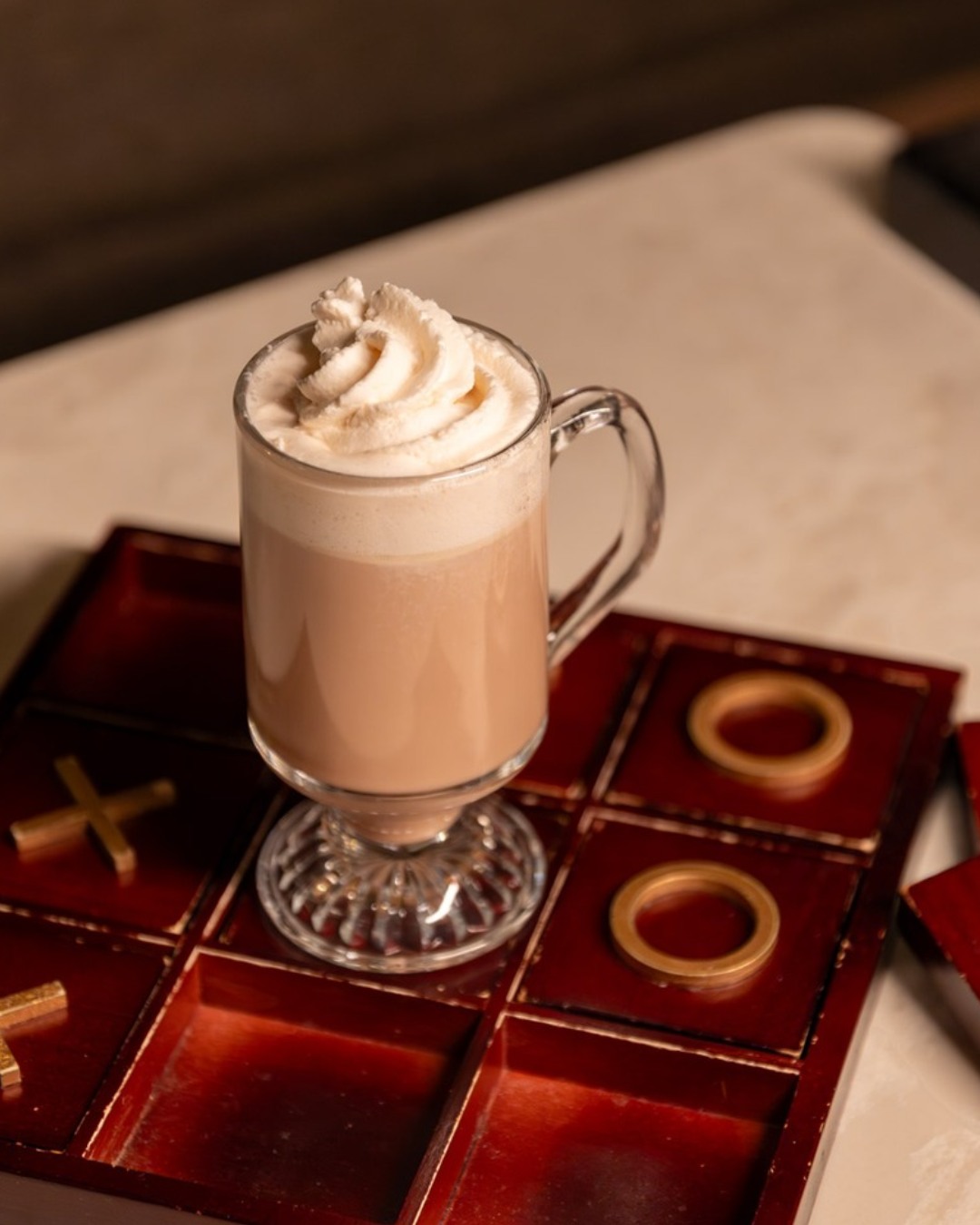 Evenings in the lobby hit differently this time of year. The lights feel softer. The drinks come warmer. You sit down for one round and end up staying for three. That’s the magic of a Winter Warmer and a well-played hand.