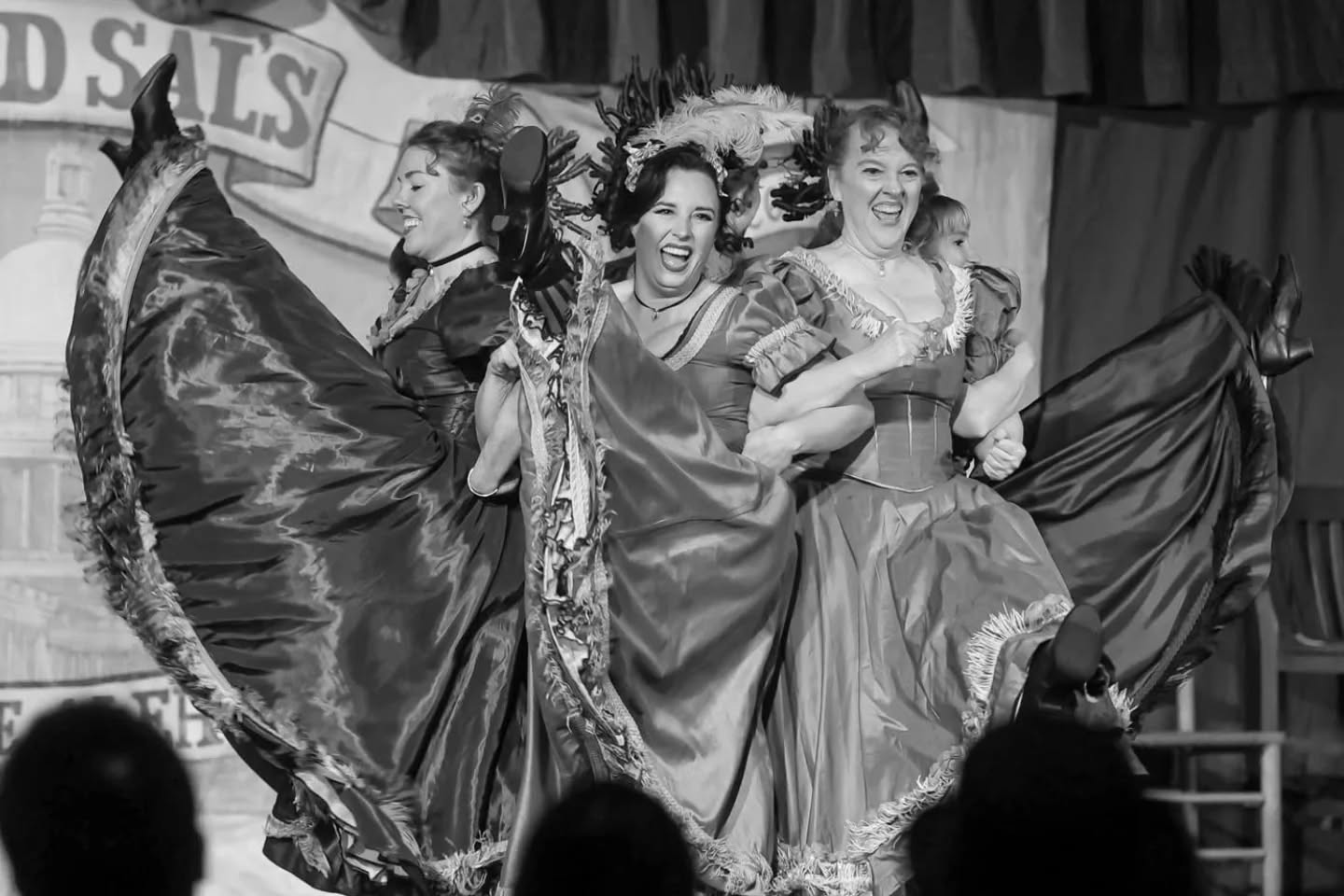 Our next performance:
🗓️ December 20th and 21st!
📍 Dickens Fair