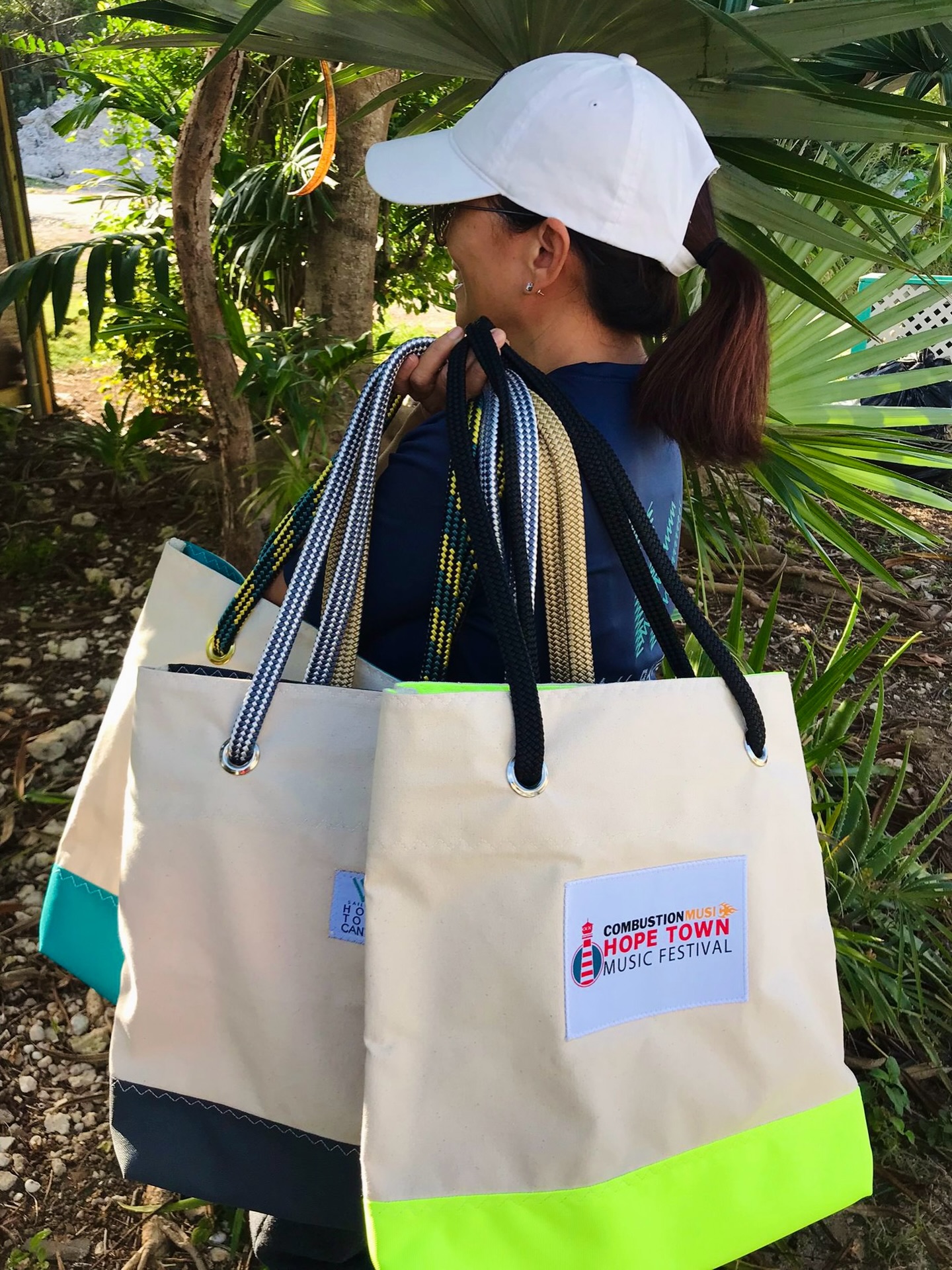 What a fun weekend in Hope Town! We had an amazing time at the Combustion Music Hope Town Music Festival, where we partnered with the team to create custom W Sailbags. The weekend-long event supported three incredible local non-profit organizations: Friends of the Environment, Hope Town Volunteer Fire & Rescue, and Every Child Counts. Such a great time supporting amazing causes.