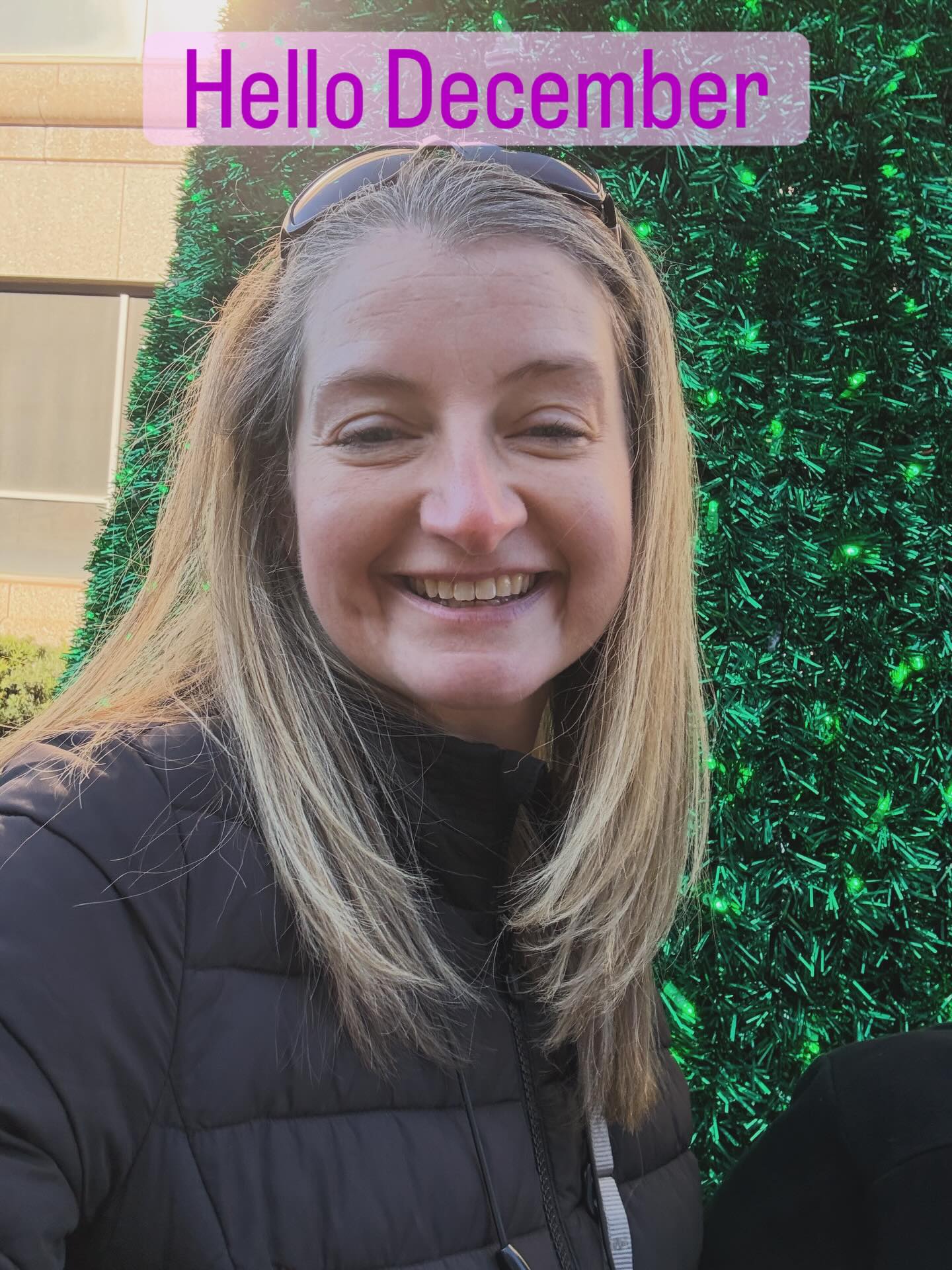 Hello December! When I remember November 2025, I’ll think about friends and family and good food, lots of much-needed slow and restful days after a busy few months.
Looking forward to ending the year with more of the same!