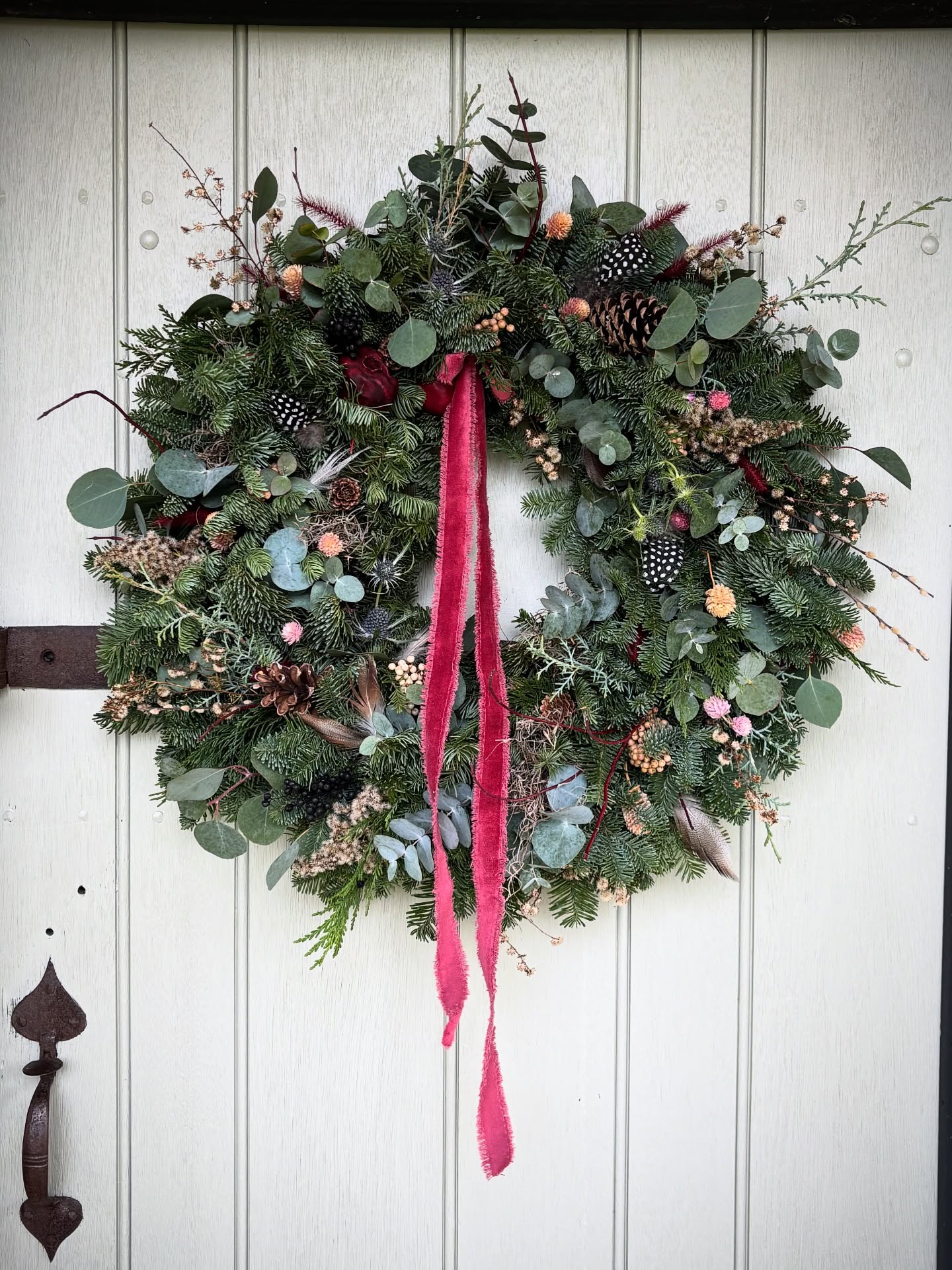 Wreathing season has begun. Wreaths are available for preorder/made-to-order and I may I have a few 1st come options (Floriculturally Festive Wreaths) as we move into December- time permitting.
All wreaths are for pick up at the micro farm cabin. Thank you!!
Shown: Floriculturally Festive, with Pomegranate accents (Sold)