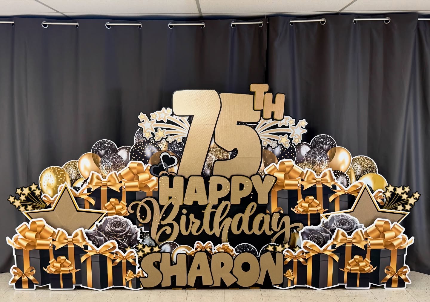 Honouring 75 wonderful years! Happy Birthday Sharon!! 👏❤️🎉.
We loved creating this indoor birthday display to help make her celebration unforgettable!
Thank you for booking with us! 🙏🥰
www.nadinenoelledesign.com
#HamiltonEvents #backdrop #birthdayfun #Events #lawnsignrental #nadinenoelledesign #eventdecor