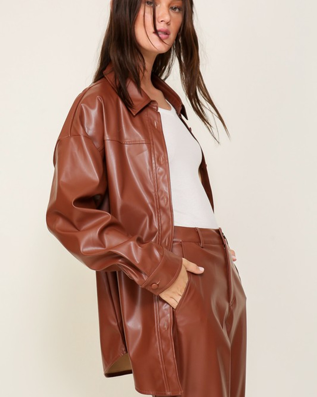 Transform your look with our P/u Leather Button-Down Oversized Jackets! A perfect blend of comfort, elegance, and individuality. Are you ready to elevate your fashion game? 🖤✨ #Fashion #Style #ConwaysFashion #Jackets #LinkInBio