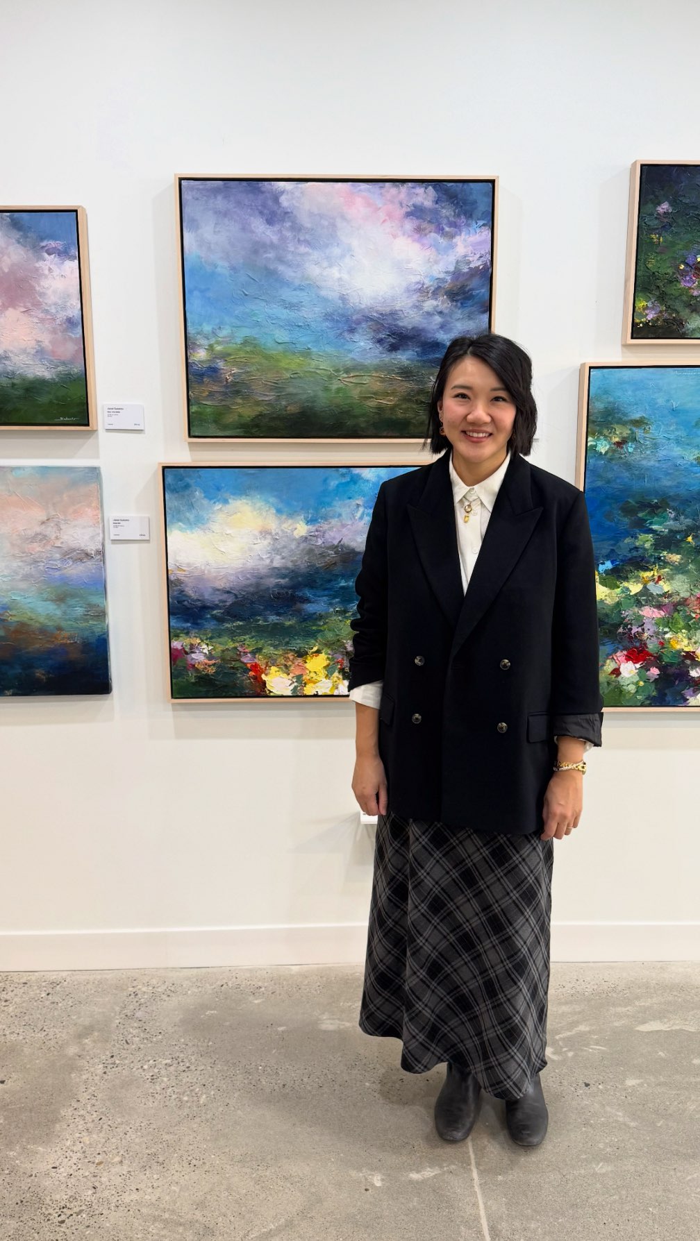 This past 2025 year has been a great one. A few milestones met, one being having my work displayed at the AGA twice! I also had so many meaningful connections, new and old. I am constantly in awe of how God can use my work to connect to others and touch peoples hearts and souls. How a painter paints is often a reflection of who they are, and as someone who is saved by Christ, I hope my work is a reflection of the peace and joy I have through knowing Him.
Merry Christmas and a Happy 2026, I hope this coming year will be a great one for you ❤️
#Inspirationalart #yearrecap #artistrecap #artistreflections #contemporarychristianartist