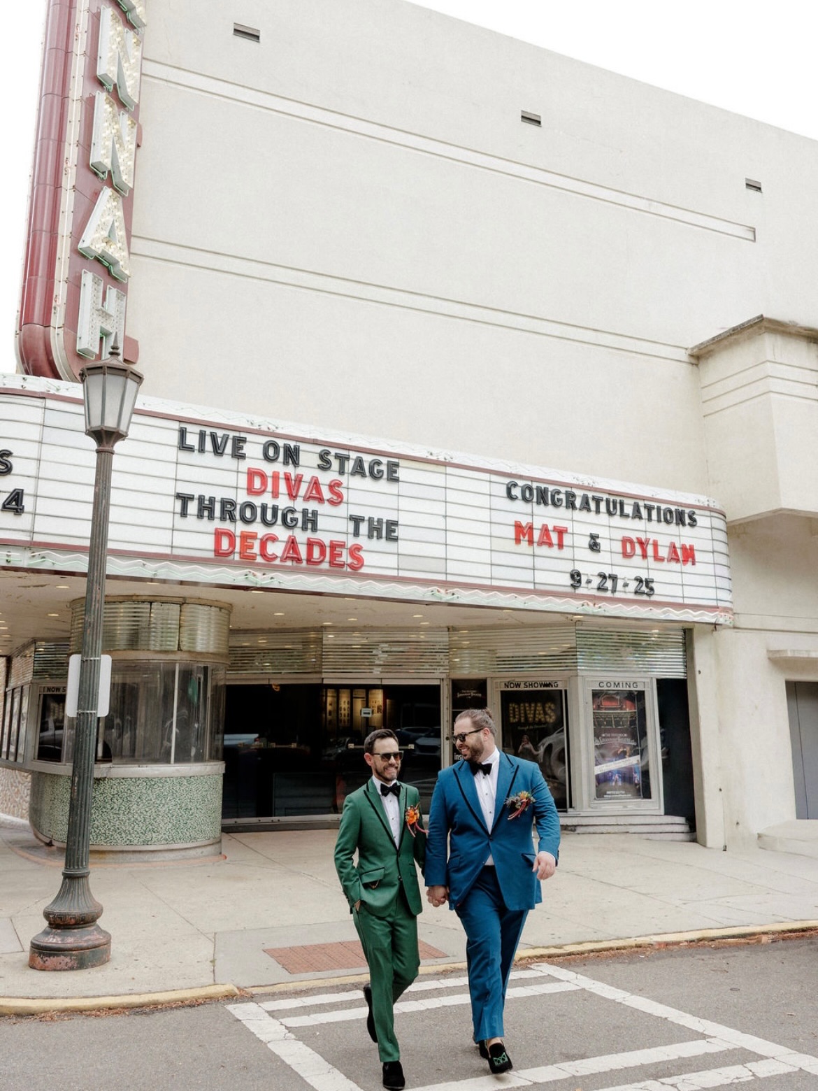 Sneak peek of Matt & Dylan’s vibrant fall wedding here in Savannah, Georgia ! 🖤
Photographer: @mackenseyalexander
Venue: Keyhoe Iron Works
Florist: @harveydesigns_savannah
Rentals: @amazingeventrentals @eventworksrentals
Band: @atlantaweddingband
Catering: @chabellacatering
Cake: @wickedcakesofsavannah
Planners: US
#savannahwedding #savannahweddingplanner #georgiawedding #georgiaweddingplanner #lowcountrywedding #fallwedding #weddingdesign #weddingsofinstagram