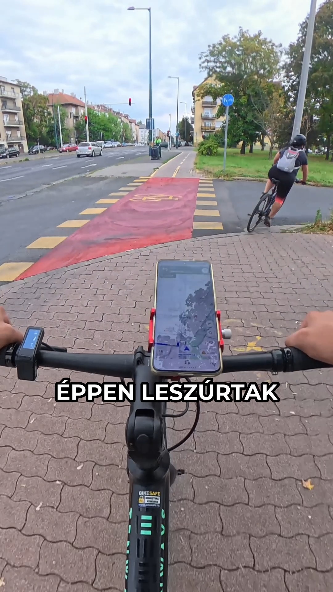 A te szomszédodtól milyen hangok szoktak jönni?
#wantopfutár #wtf #futár #futárszolgálat #munka #kiszállítás #munkalehetőség #gyorsfutár #szállítás #bicikli #delivery #biciklisfutár #deliveryguy #cyclinglife #deliveryheroes
