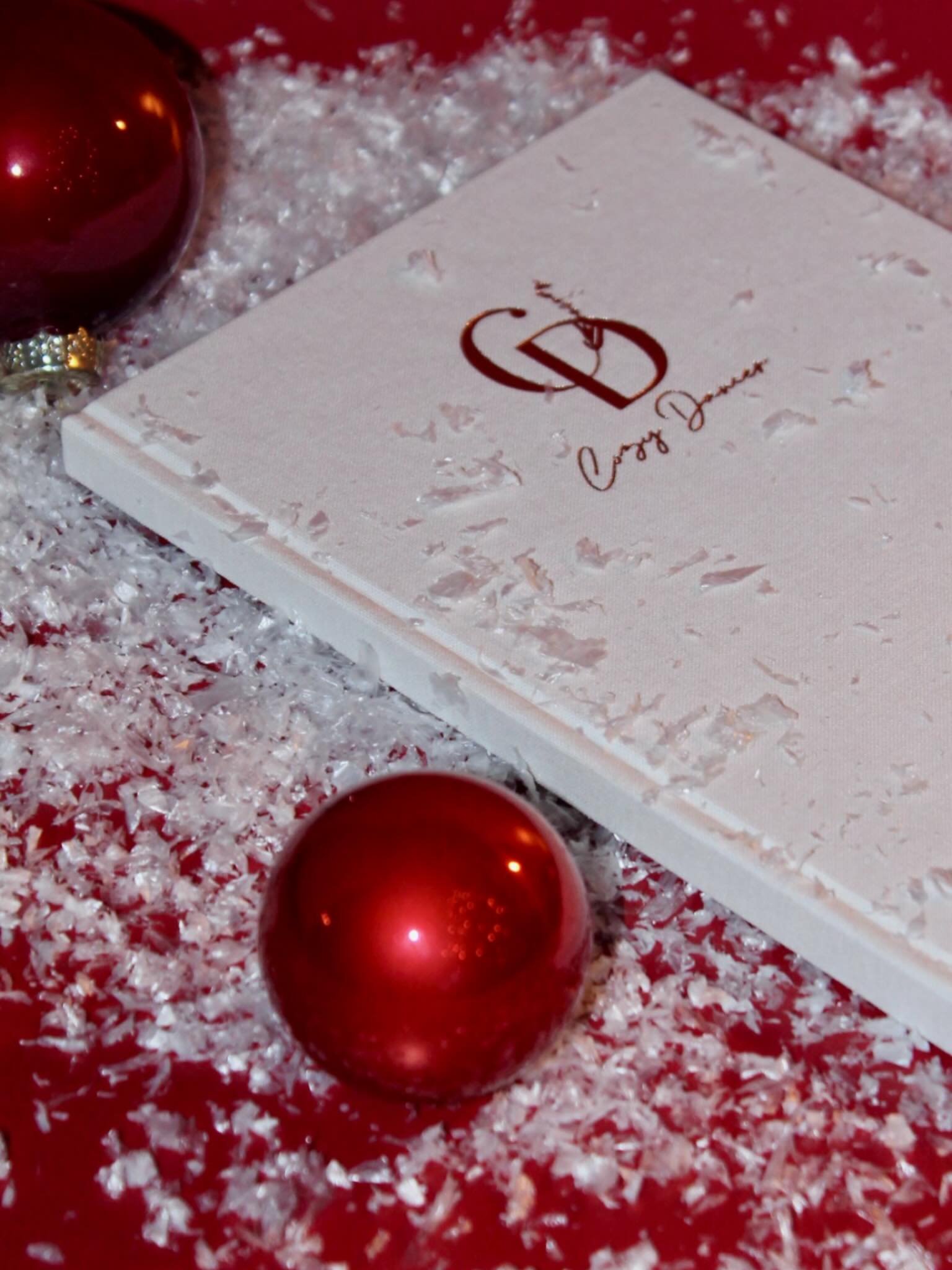 Don’t wait too much longer! Today is the last day to guarantee delivery for the 25th 🎁
Order the perfect gift for the dancer you love at cozydancer.com