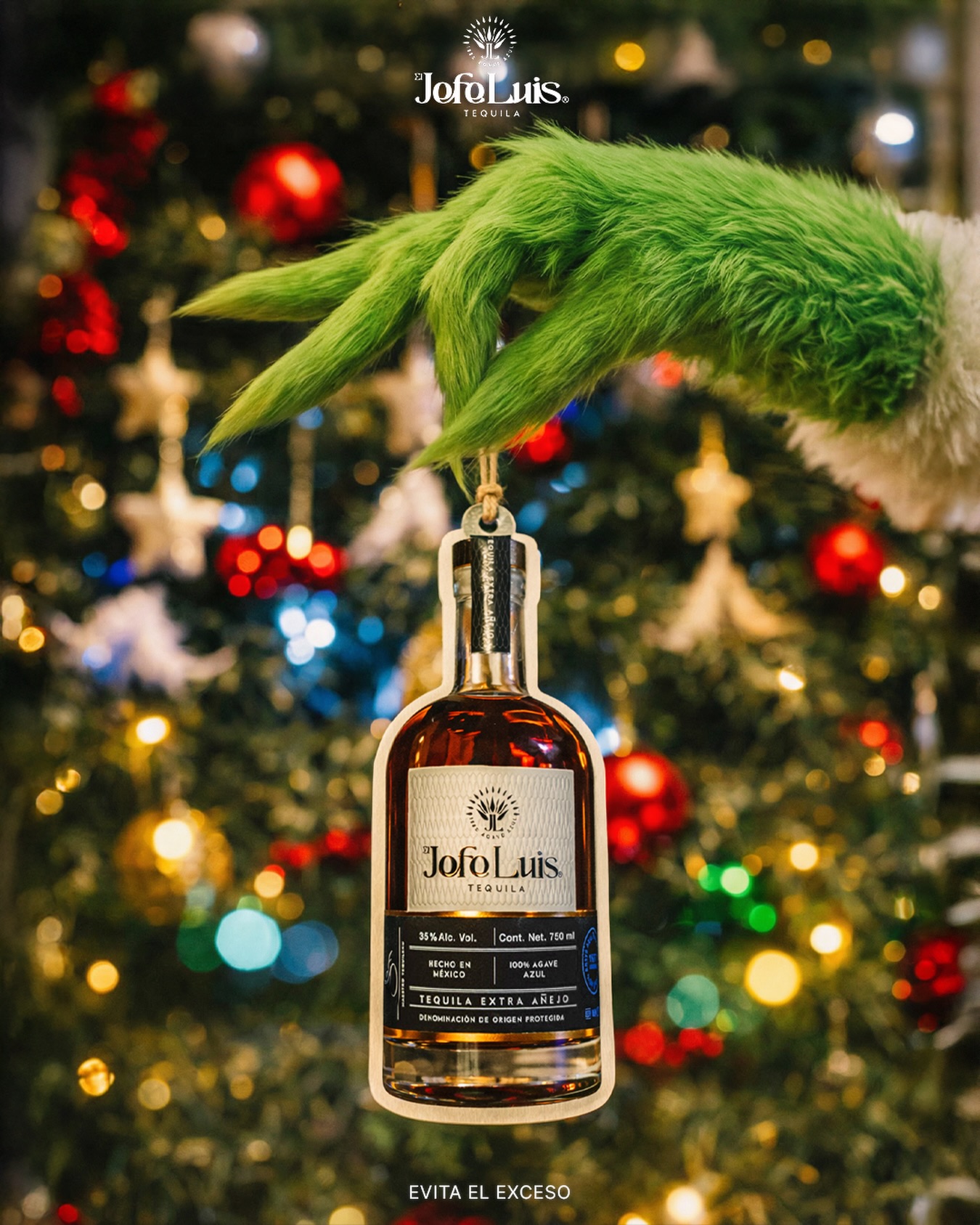 El Grinch no cambió por la Navidad… cambió porque alguien le recordó lo que se siente ser parte de algo ❤️ A veces un solo detalle basta para despertar esa chispa que creías perdida 🌟
#eljefeluis #tequila #navidad #grinch #forjamosgrandeza