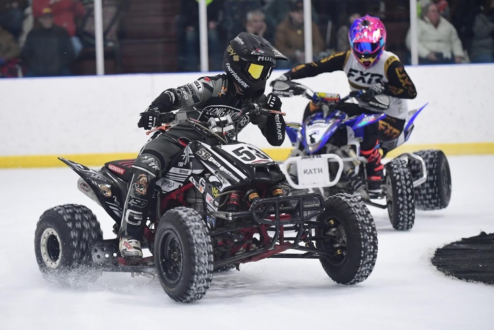 Looking for the perfect gift for the thrill seeker in your life? Look no further.. XIIR Xtreme International Ice Racing is coming to Boss Ice Arena 3.21.26. Get your tickets today! 🔗https://uritix.evenue.net/events/XIIR?&RSRC=&RDAT=