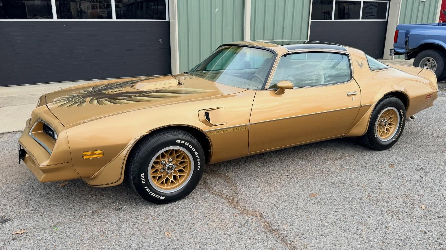 This one is heading to its new owner tomorrow. Hate to see it go but time to move on. Lots of things in the works. Stay tuned
Death Metal Racing 1978 Trans Am Special Edition Y88 WS6