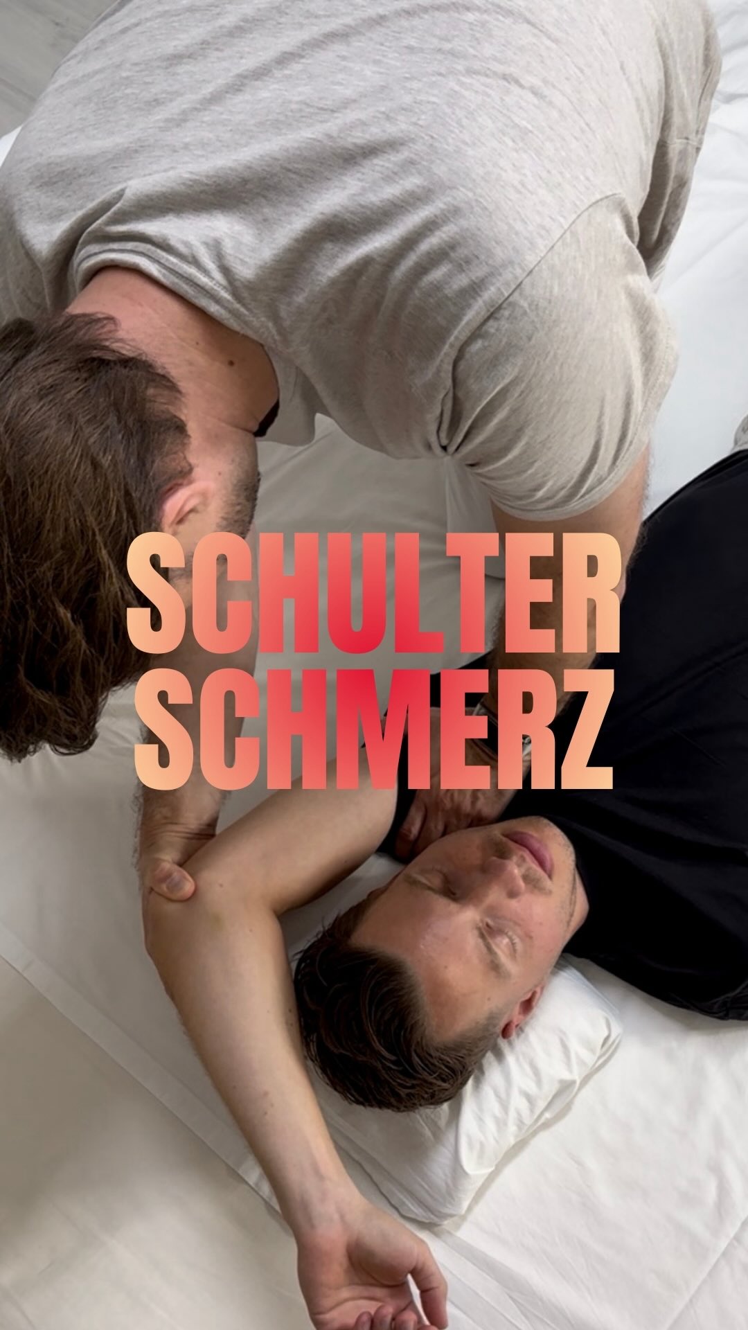 Hast auch du Probleme mit deiner Schulter?
Was tust du dagegen? Hinterlasse gern ein Kommentar und erzähl mir davon! 🫶🏼
Schulter-Rotationen und gezielte Dehnungen im Shiatsu tun mehr, als nur Muskeln zu lockern - sie öffnen den Raum um das Schultergelenk, lösen Verspannungen in Nacken, oberen Rücken und Brustkorb und erhöhen den gesamten Bewegungsspielraum. 💪🏼
Durch diese sanfte Mobilisation wird nicht nur die Gelenkkapsel gedehnt, sondern auch stagnierende Energie in den Meridianen wieder in Fluss gebracht. Das Ergebnis: mehr Flexibilität, freiere Atmung, weniger Spannung und ein spürbares Gefühl von Leichtigkeit und Beweglichkeit im Oberkörper ✌🏼
#shiatsu #shiatsumichl #tcm #schulter #schultermobilität #schmerzen #beweglichkeit #gelenke #rotationen #dehnen #mobilisieren #meridiane #health #gesundheit #massage #shiatsumassage