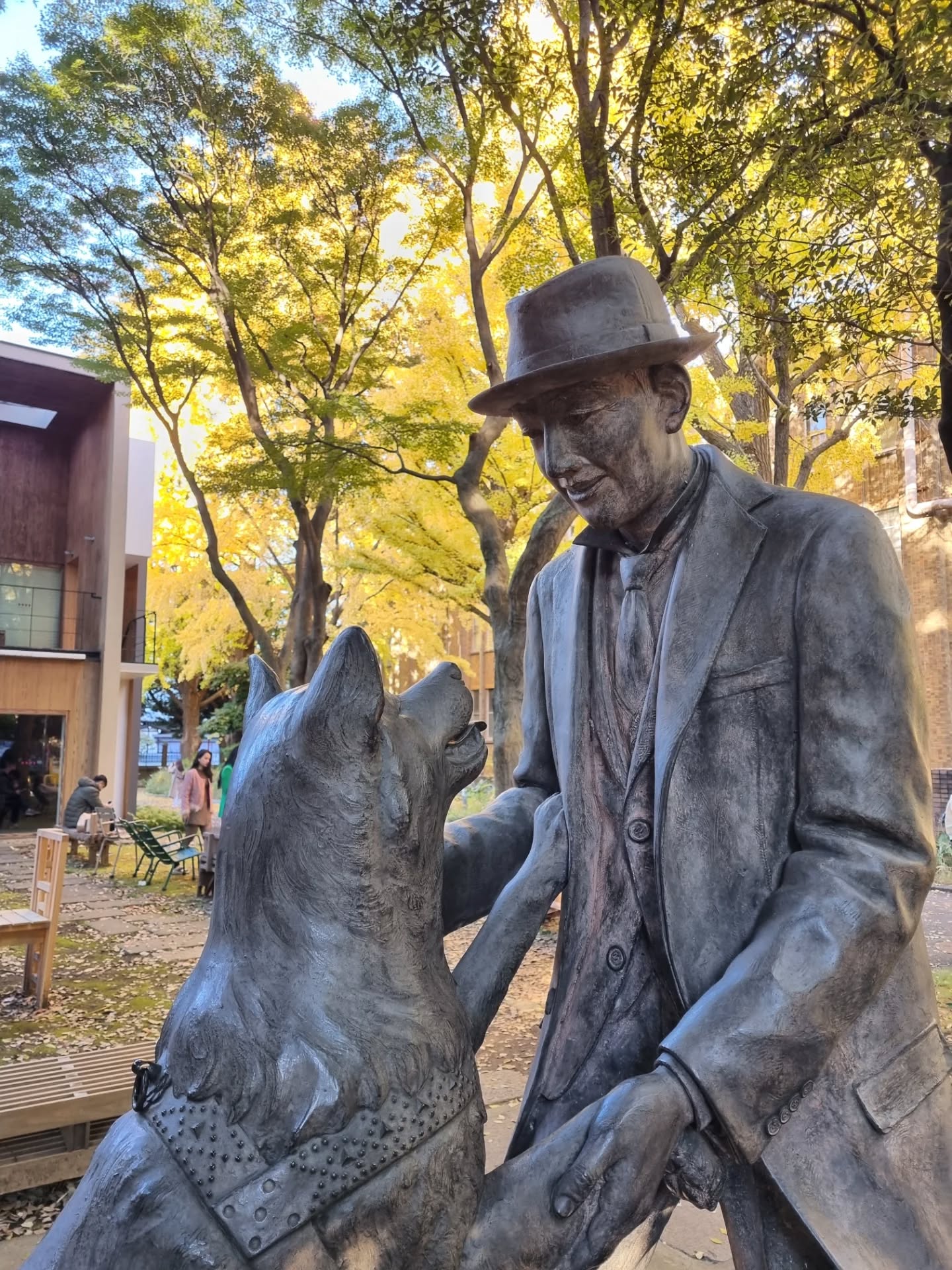 Les découvertes du mois 🖤
Quitte à scroller, autant faire le plein de contenus intéressants. Voici quelques infos qui m'ont marquée ce mois-ci.
Et vous, quel contenu vous a marqué en novembre ?
Dans ce post: @hugodecrypte , @sarahabassi_ , @legendmedia , @michaelbielli , @drumeoofficial
Hashtags : #novembre #medias #viedauteur #autricefrancaise #vivreaujapon #découvert