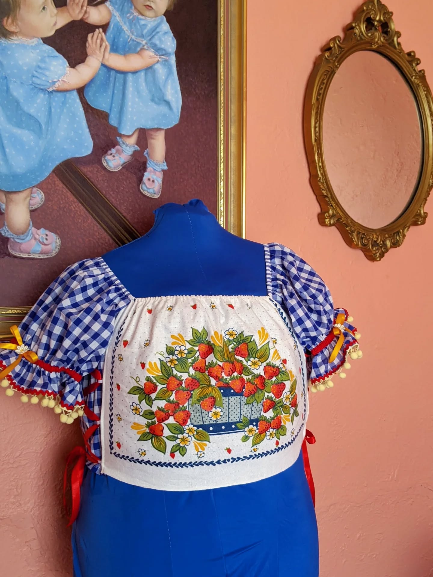 A new favourite Tea Towel top! This one has be created custom for @matilly21 🍓 I have a huge collection of vintage tea towels so DM me with the vibe you're after and I can sent you some options! Should I do another tea towel top collection soon?
🍓🌱🍓🌱🍓🌱🍓🌱🍓🌱🍓
New tea towel top collection?