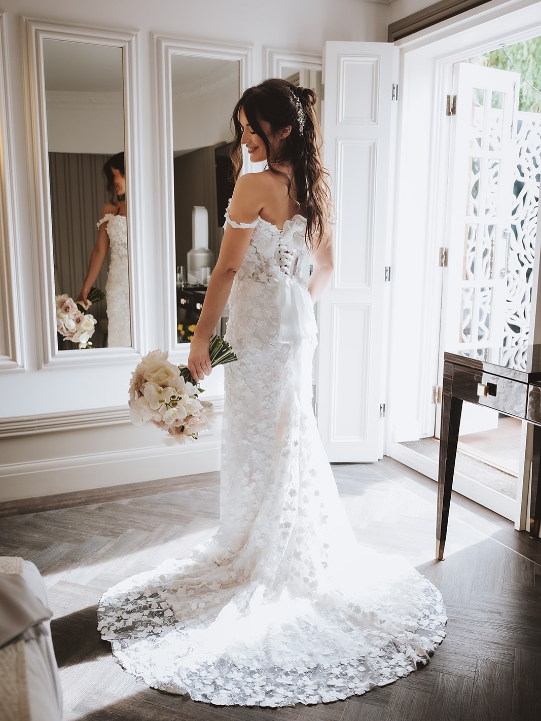 Every Bride dream of the perfect gown, and we found the one for Joanna.
“Luciano found the most beautiful floral tie-up detail for the back, even better than the original design, and he paired everything perfectly with the most gorgeous veil. The absolute cherry on top is the mission behind Brides Do Good. These dresses are saved from landfills or second-hand, and a third of their profits go towards supporting girls in need. It’s such a meaningful and refreshing take on bridal fashion.”
Thank you, @_joanna_christina_ , for trusting us with your dream look, a reimagined floral back, a perfect veil, and choosing a mission that gives back.
Photographer @lilyandwhitephotography
Hair @nicolasablitt
Makeup @rubystace_makeup