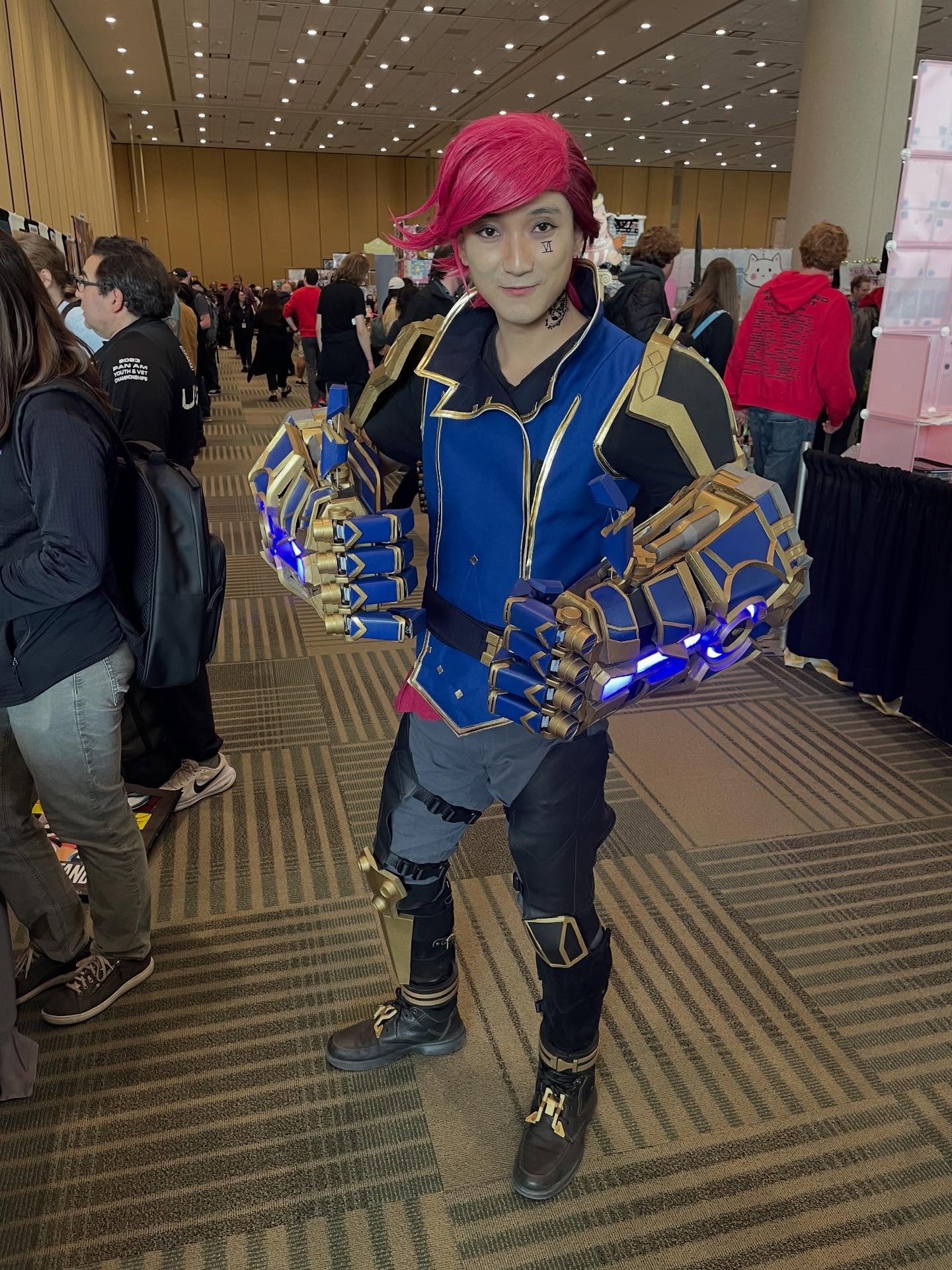 Some super cool #cosplay @fanexposf @school_psych_gamer @little.brainstorm