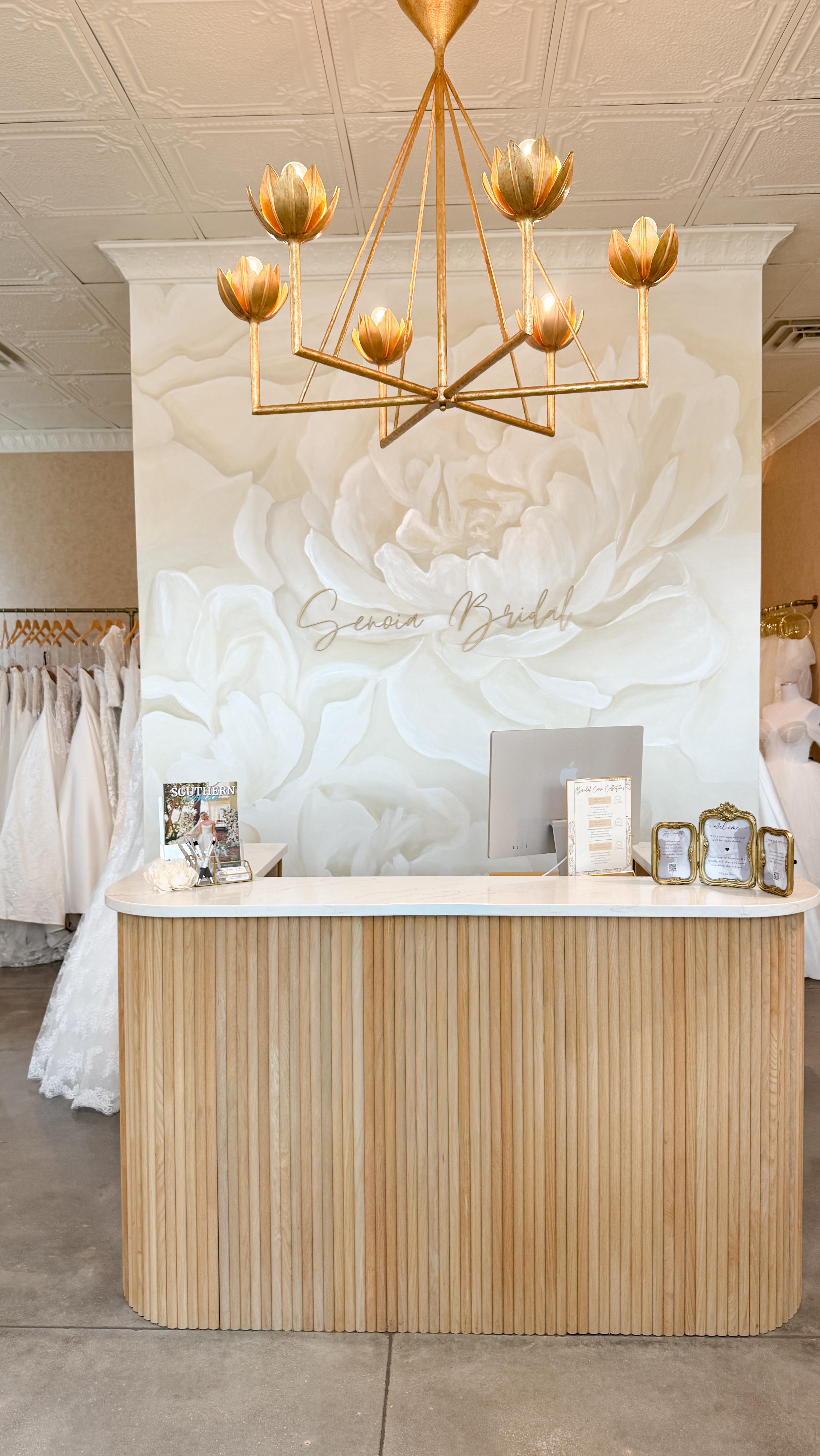 Things we hear from brides (& their guests) the second they walk in✨
OOOH this is nice…The private suites, the designers, the calm energy, the robes, the no pressure…it all hits at once in the best way.
We really built this place for brides who want to feel taken care of, not sold to. Come see the magic for yourself at @senoiabridal 🤍 We can’t wait to meet you!
#senoiabridal #senoiabridalco #georgiabridalshop #atlantabride #bridetok #bridalexperience #weddingdressshopping #bridetobe2025 #shoplocalbridal #sayyestothedress #bridalstyle #bridalinspo