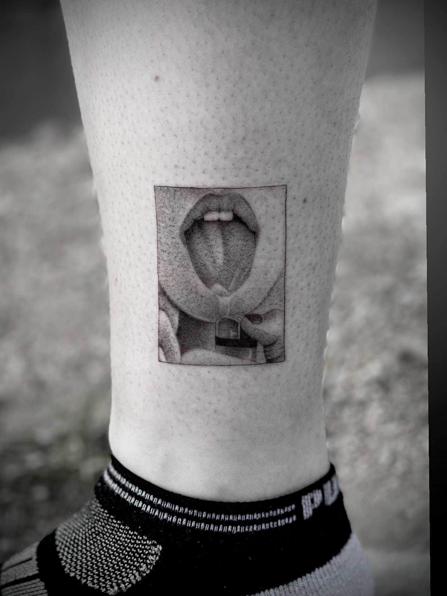 š„ Fresh banger from @chica_myra Myra! š„
Absolutely loving this tiny-but-powerful micro-realism piece she dropped today. The detail, the softness, the texture ā all packed into such a clean little frame. Myra just has that eye for turning simple concepts into something super bold and memorable.
Itās always awesome watching her bring these ideas to life at the shop ā every piece has its own vibe, its own attitude, and this one fits that perfectly.
If youāve been wanting something small, detailed, and punchy like this, hit her up. Sheās been killing it lately.
#tattoo #microrealismtattoo #finelinetattoo #artstudio #tattooartists #tattoolife #tattooart #inkedup #tattoosofinstagram #tattoo shop #microtattoo #blackandgreytattoo #artistspotlight #supportyourartists
#truegrittattoosnewmexico #AlbuquerqueArtist #AlbuquerqueTattooArtist #AlbuquerqueTattooShop #FemaleTattooArtist #FemalesSupportingFemales