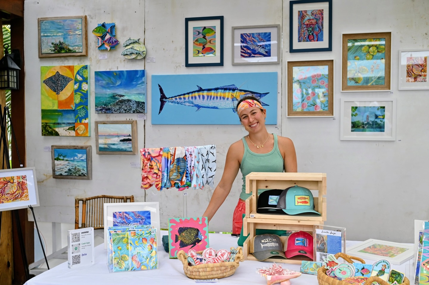 Heart is so full!! Thank you so much to everyone who came out to support today, the love is felt fr. Feeling very grateful.
Thank you to @abacoinn for hosting such a lovely event. I love being surrounded by such talented local artists!
📸 creds: @marvinleephoto