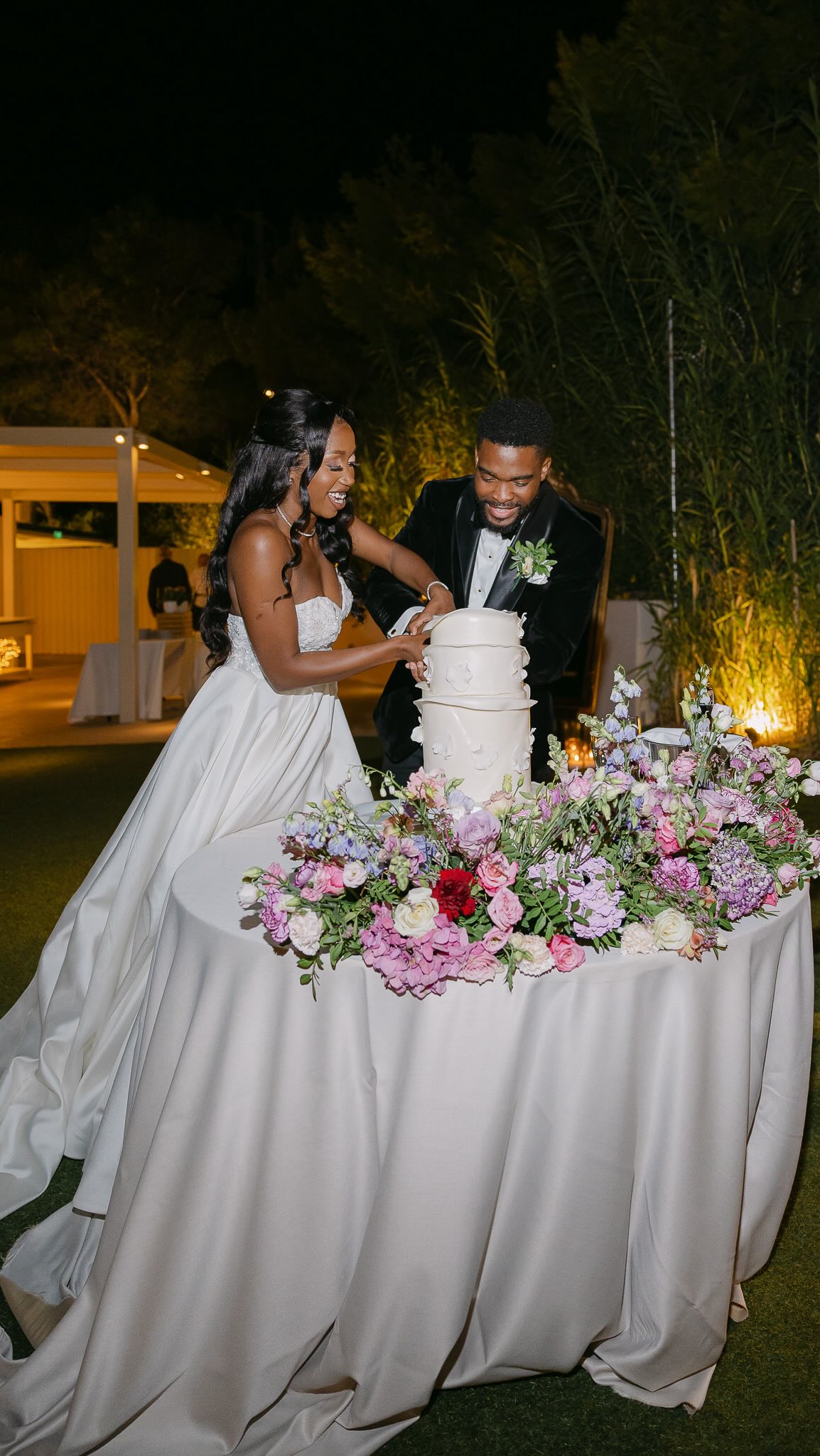 ✨ Yemurai & Tosin chose this breathtaking venue with such care and intention—and it truly paid off.
From the moment guests arrived, the decor stole the show. Every detail was thoughtfully curated, creating a space that felt both magical and deeply personal 💐💫
Huge thanks to the incredible team who brought this vision to life—you made the day unforgettable.
Because let’s be honest: the decor isn’t just the backdrop… it’s the heartbeat of the celebration 💖
#WeddingPlanner #YemuraiAndTosin #LuxuryWedding #WeddingDecorGoals #EventStyling #LoveInEveryDetail #UKWeddings