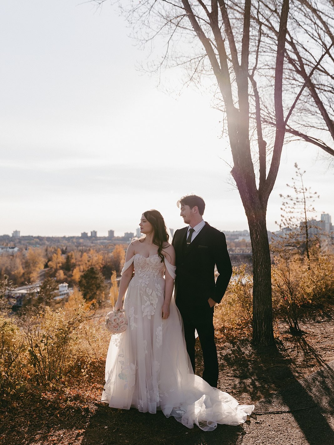 we loooove delivery day ๐ฎโ๐จ what a gorgeous way to close off our 2025 wedding season! ๐ค๐๏ธ