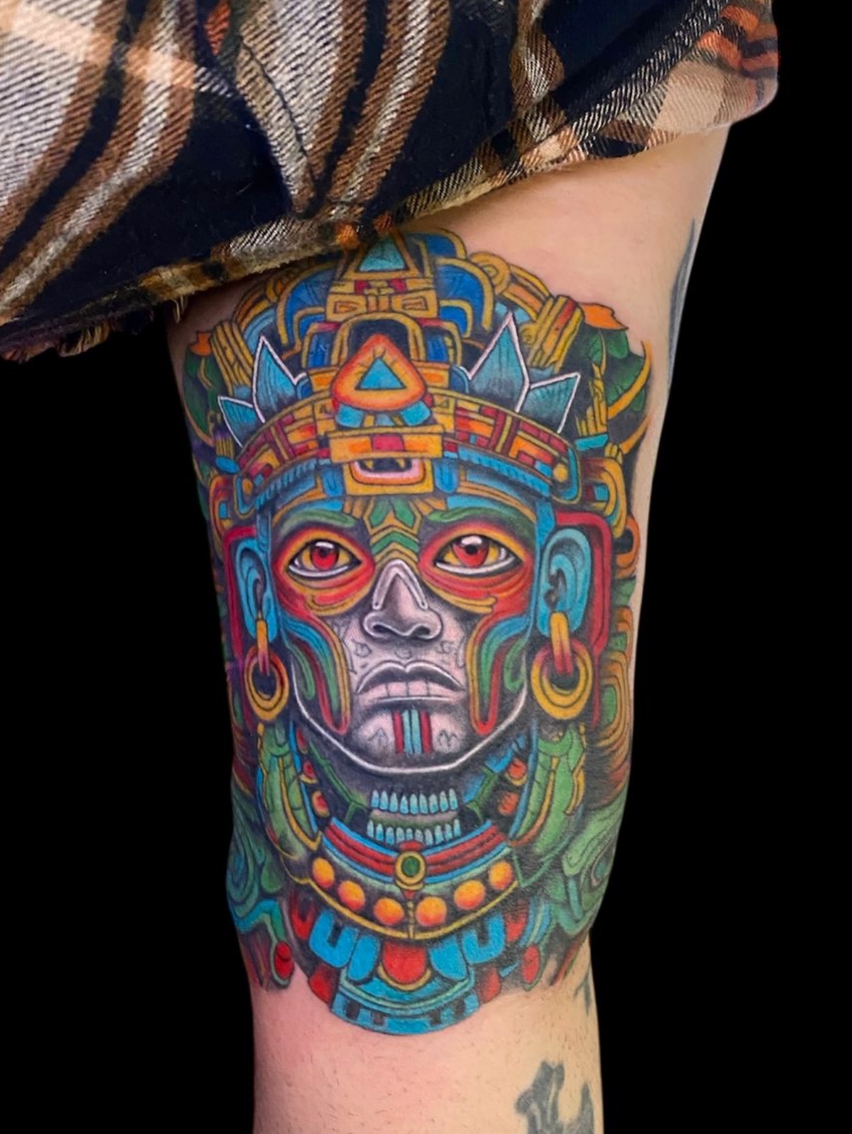 Mayan tattoo by @jamesy_boy_007
•
#tattooartistsindia #delhitattoo #indiantattooartist
#tattoostudiodelhi #customtattoo #tattooinspiration #tattoodetails #freshink #thetattooshopnewdelhi
#inkedforever #tattoolovers #colortattoo #mythologytattoo #tribaltattoo
#ancientart #aztectattoo #mayanart
#symbolictattoo #spiritualtattoo