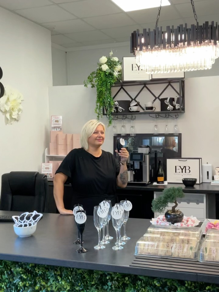 NOVEMBER! WOW, what a month! Thank you for all the love and support 🖤
.
.
.
#weddingdress #bride #weddingexperience #weddings #weddingoutfits #weddingstyle #weddingdresses #weddinginspiration #weddingideas #weddingdresssale #bridalstyle #bridesgrantham #lincolnbride #nottinghambride #eastmidlandbride #eastmidlandswedding #bridetobe #bridetribe #newarkbride #newarkontrent #ollertonbrides #tuxfordbrides #Sleafordbrides #mansfieldbrides #doncasterbride