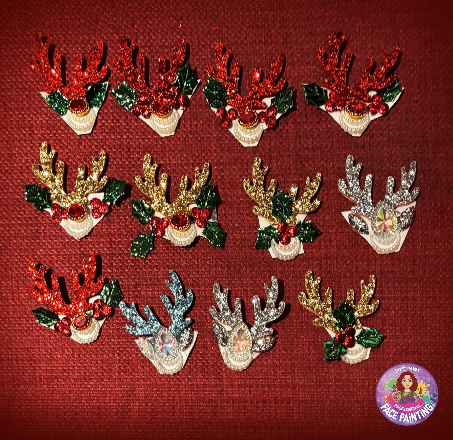 I’ll now have 3D gem antlers available at @uptoncountrypark next week 🦌💎 Perfect with a Rudolph face paint!
#PixiePaint #UptonCountryPark #ChristmasFacePainting #FestiveFun #ChristmasSparkle #FacePainter