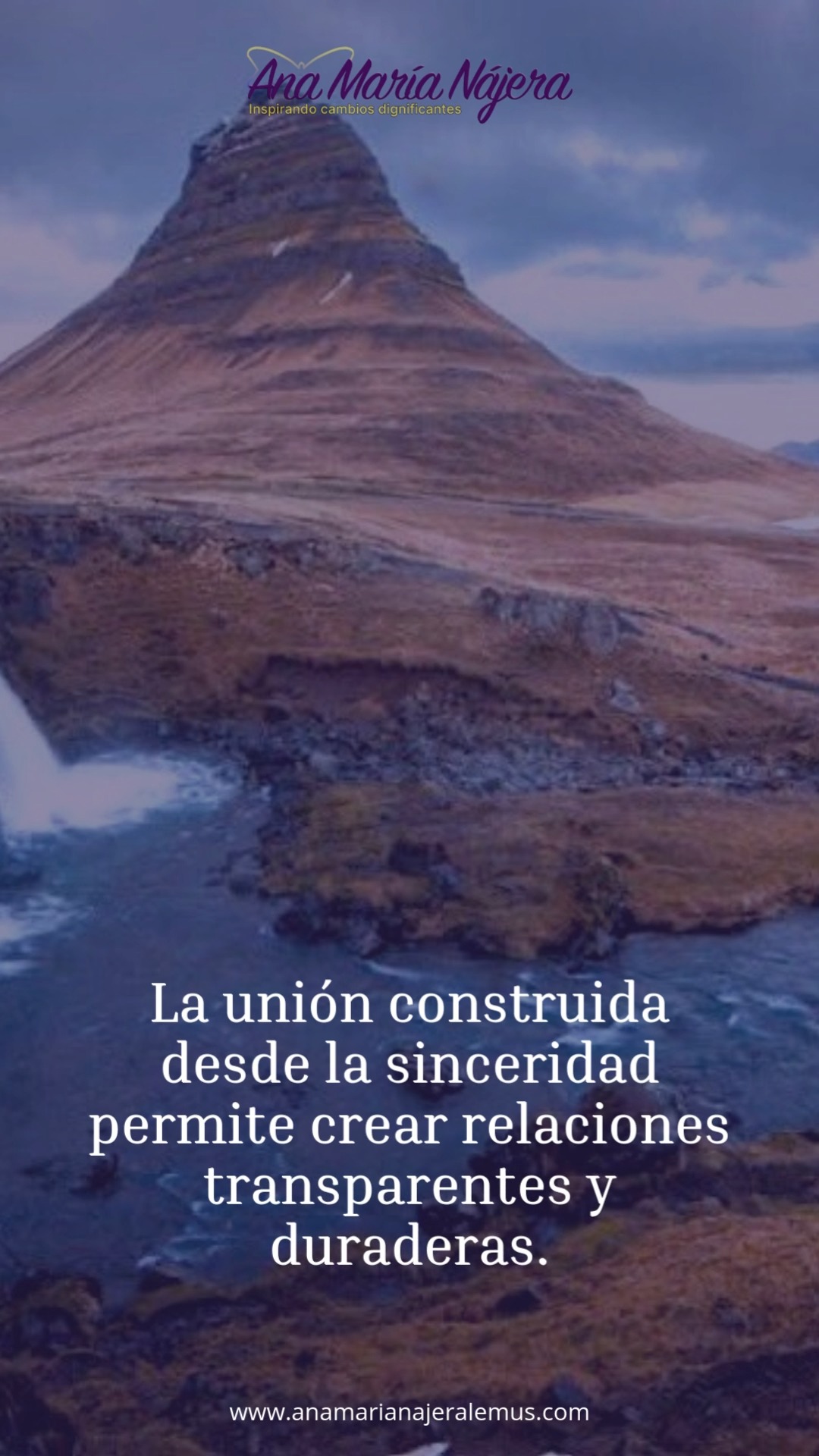 Pensemos en un presente donde la responsabilidad, tolerancia y cuidado de los adultos, sea un ejemplo y modelaje de comportamiento para los niños y jóvenes, donde las normas se cumplan, la ley se respete; y que, en la libertad, seguridad e integridad, sea nuestra manera de vivir cada día.
Sueño con seres humanos que sanen sus heridas, que vivan el presente habiendo aprendido del pasado, soltando aquello que no suma y que corta nuevas y mejores posibilidades, y que más bien predominen las actitudes que ayudan a avanzar, sin detenerse por los obstáculos.
https://www.anamarianajeralemus.com/post/el-entorno-que-sueno