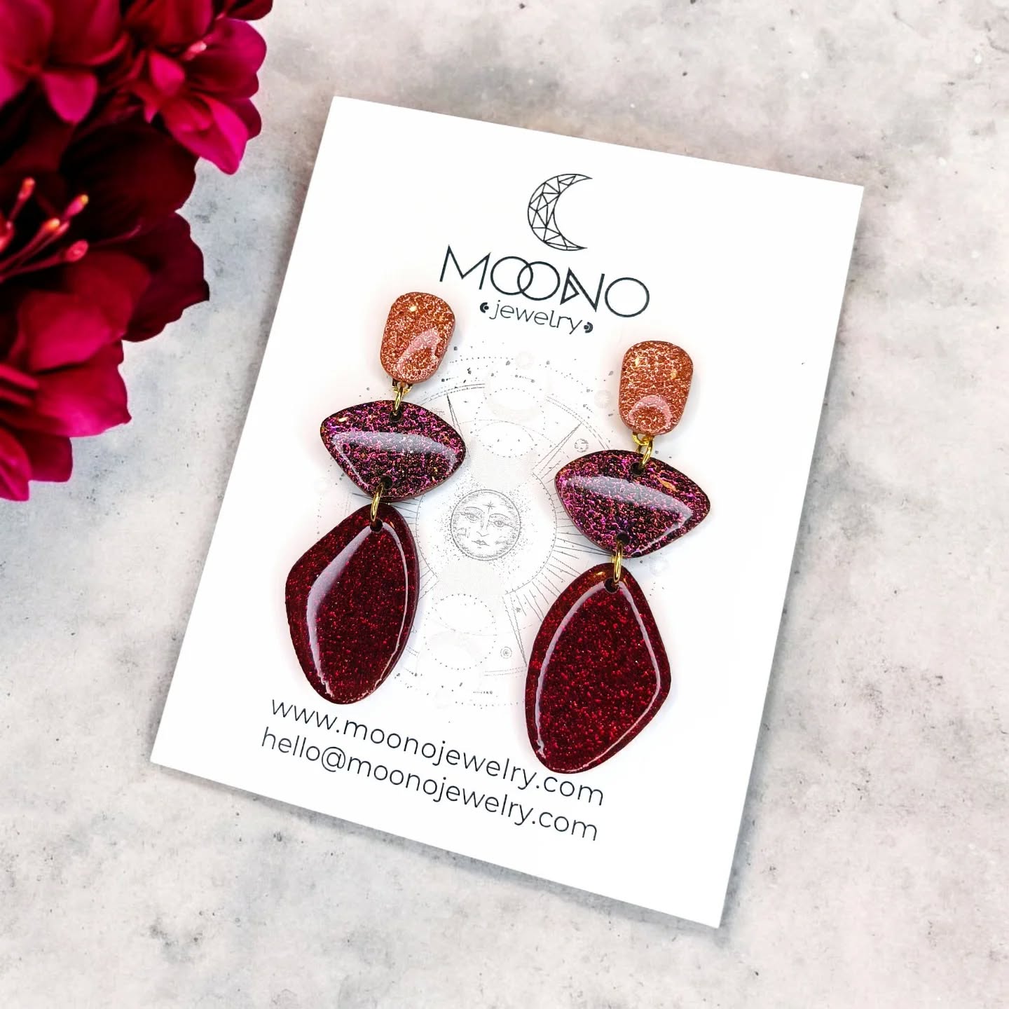 ♥️
@prizmadesignerstore
Webshop: www.moonojewelry.com
#moono #moonoékszer #egyediékszer #viseljszínt #színesékszer #fülbevaló #színtípusok #statementékszer #magyartervező #vegyélhazait #funkypebbles #újkollekció #localbrand #hungariandesign #hungariandesigner #earrings #statementearrings