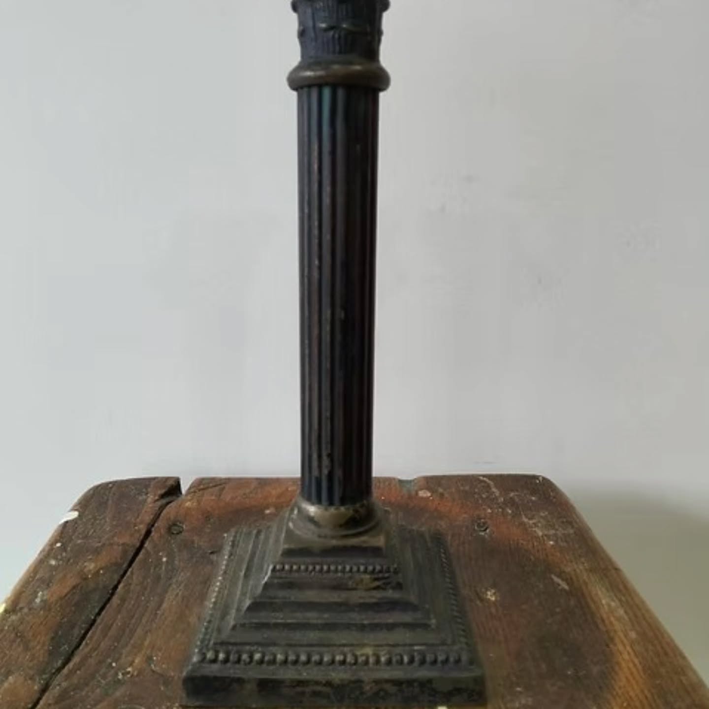 https://www.objetdart-stuff.co.uk/product-page/antique-victorian-late-19th-or-early-20th-century-corinthian-brass-candle-stick #stufftoyouandme