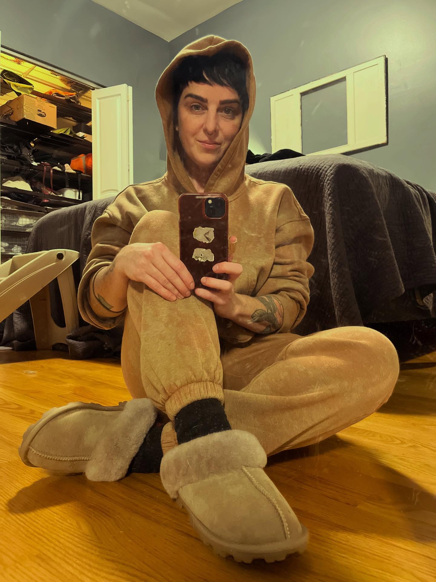 It’s “be in your pajamas for 3 days in a row” time and I couldn’t be happier. This year was literally the hardest year of my life but working with all of you saved me. The work that I do is so incredibly rewarding and I am forever grateful to have a job that actually relaxes me. Happy Holidays to all of you and thank you for continuing to support your girl. 💕