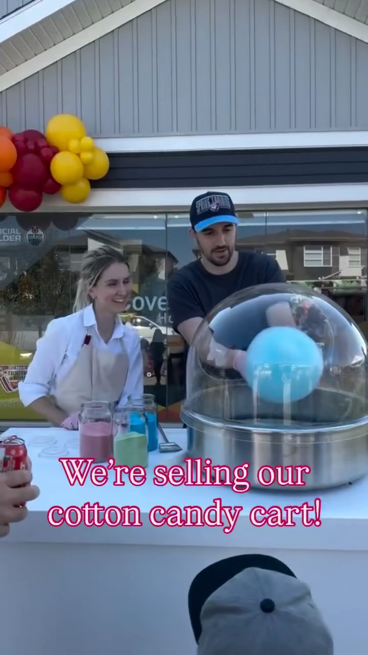 *SOLD*
🍭Cotton Candy Cart FOR SALE! 🍭
What’s Included:
• Fully collapsible cotton candy cart — breaks down easily and fits into any SUV.
• Beautiful aesthetic umbrella for a clean, eye-catching look.
• Cotton candy machine in great condition.
• Complete supplies: sugar, cones, and everything needed to start spinning instantly.
• Photos of previous setups you can use right away for marketing and social media.
• Tips and tricks I’ve learned from my own experience to help you get started successfully.
• A few previous business connections so you can begin booking events right away.
✨ Why You’ll Love It:
• Extremely easy to set up, unfold, and take down — beginner-friendly.
• Perfect for birthday parties, weddings, school events, corporate events, and vendor markets.
• Great low-maintenance side hustle opportunity for the new year.
• Aesthetic, trendy, and attention-grabbing setup that photographs beautifully.
🏷️ $2500+gst
#cottoncandycart #sidehustleforbeginners #businessyeg