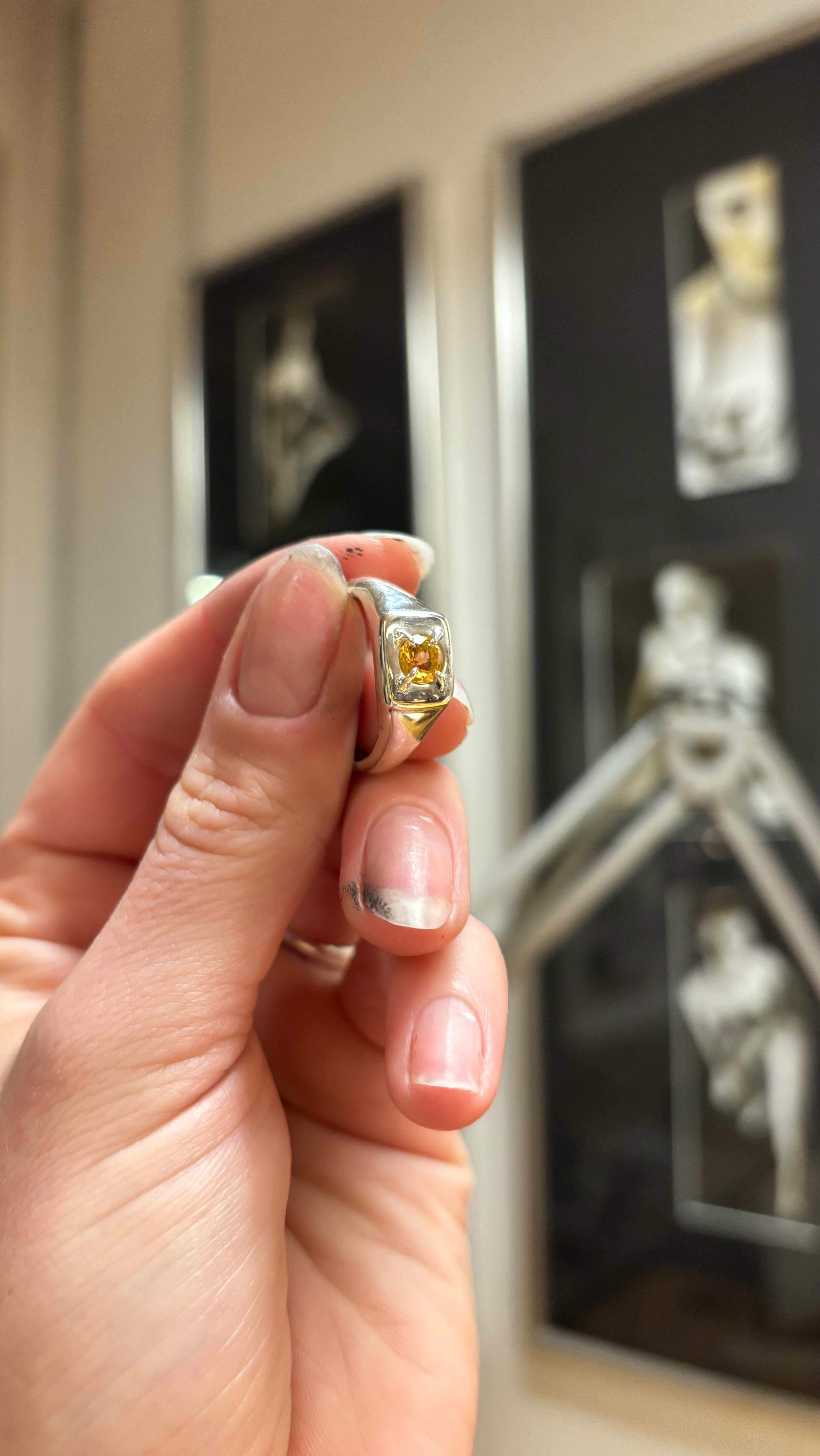 I was way to excited about this ring and couldn’t wait til Christmas… he’s wearing it as we speak ☠️ 😭🎄
#smykker #smallbusiness #handmade