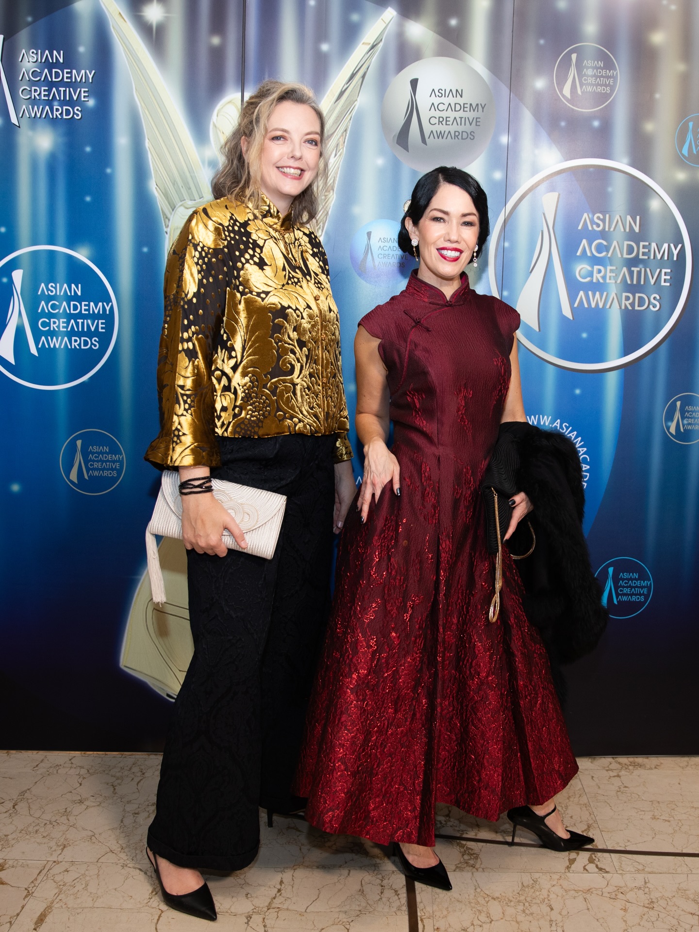 Two special days at the Asian Academy Creative Awards in Singapore connecting with creative talent from around the region.
@iamlindsayrobertson also joined the short-form panel with other National Winners from both the scripted and non-scripted categories.
The consensus - though shorts have traditionally struggled to find their place in the entertainment world, today’s diverse platform landscape provides the perfect opportunity to craft your message for the right audience through the right medium. But the real work begins at upload, rather than before delivery.
What an honour to meet you @ivorychiazhixuan @yuriyan.retriever @harrietcrampton @lynlynnlynnnlynnnnlynnnnn @mnf_ @tangerine_yin @infilmssydney @ivanomahoney
💃🏽 @shanghaitang @emmawallacedesigner @sensebymei @theartistsincsg @junegoh_fx @kenneth.ong923
Special thanks to @asianacademycreativeawards @philotheal
@moonlightinmotion @katesullivaninternational