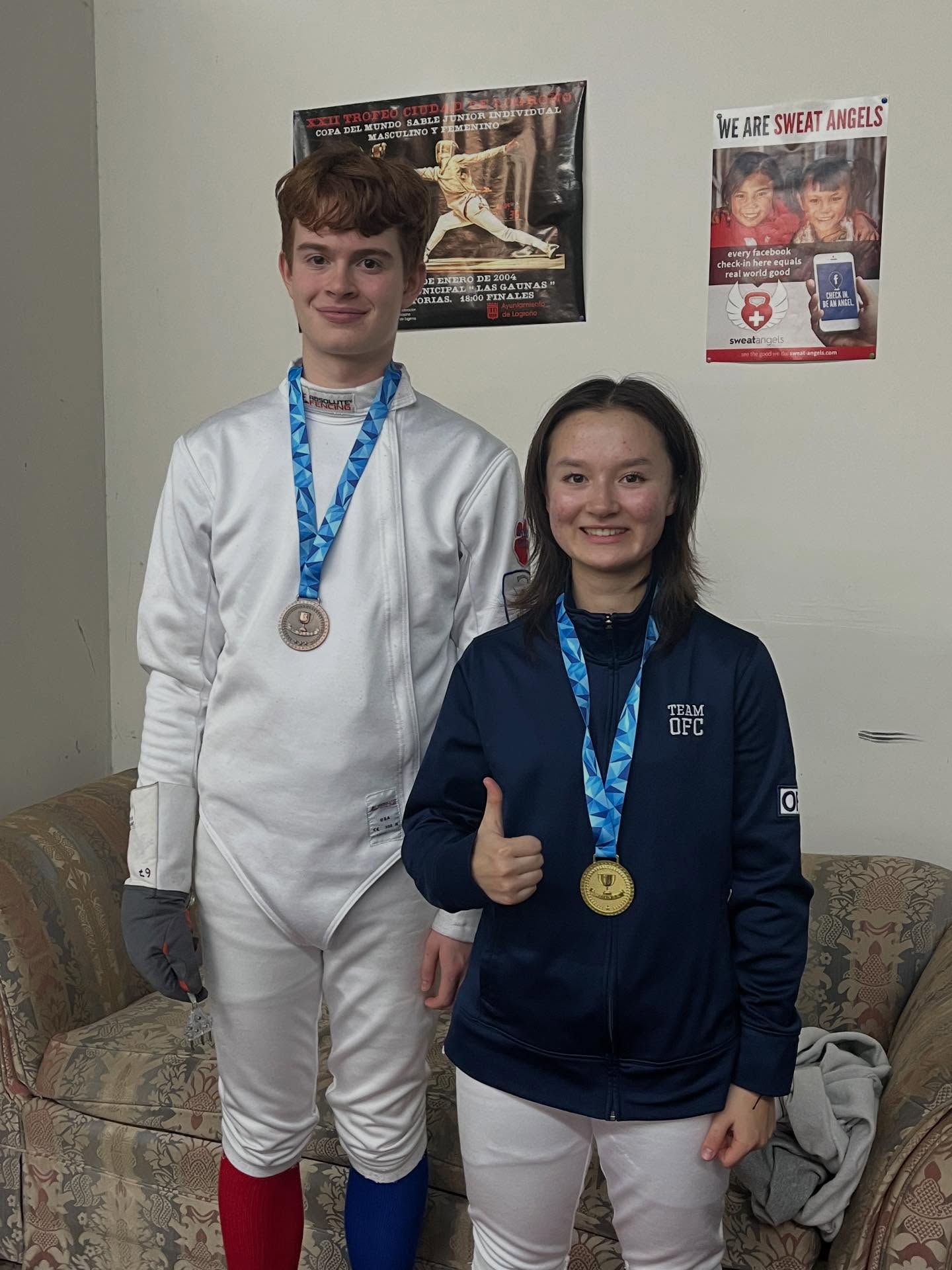 Congratulations to all the OFC fencers who competed at PFA today, gave their best, and earned medals and ratings!
- Unrated Women’s Epee -
G O L D🥇Emma Housmans(E25)
5th - Abigail Huff
- Unrated Men’s Epee -
G O L D🥇Luke Loudon(E25)
- E & Under Mixed Epee -
B R O N Z E🥉Luke Loudon(E25)
“OFC RATING”
