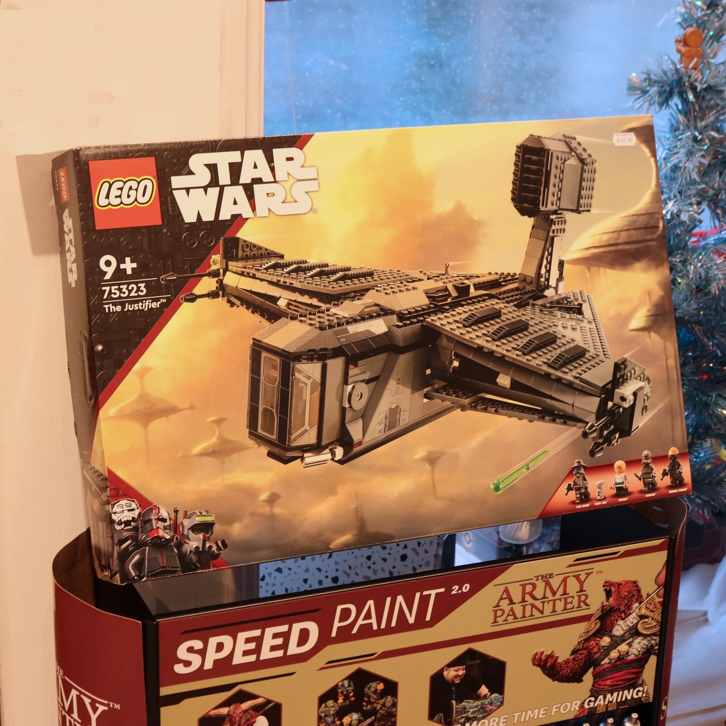 🚀 Soar through the star filled skys with Cad Banes personal space cruiser the Justifier and join the cold blooded bounty hunter on his many escapades!
-
We've got amazing lego sets like this and more at the Hobby Shop so drop in today between 11am and 3pm to upgrade your collection!
-
#unitedbrickshobbyshopshop #castledouglas #lego #minifigures #dumfriesandgalloway #scotland #legoset #unitedbricks #warhammer #cobi #megabloks #boardgames #tradingcardgames #hobby #wargaming #miniatures