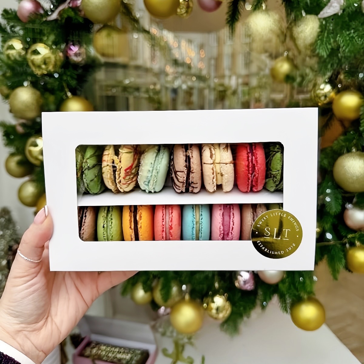 🎉 Are you ready to elevate your dessert game? 🍰✨
Introducing our luxurious Macaron Boxes, featuring 6 of our timeless SLT classics and 6 irresistibly festive flavours! Perfect for sharing or indulging on your own, each bite is a little piece of heaven. 🌈💖