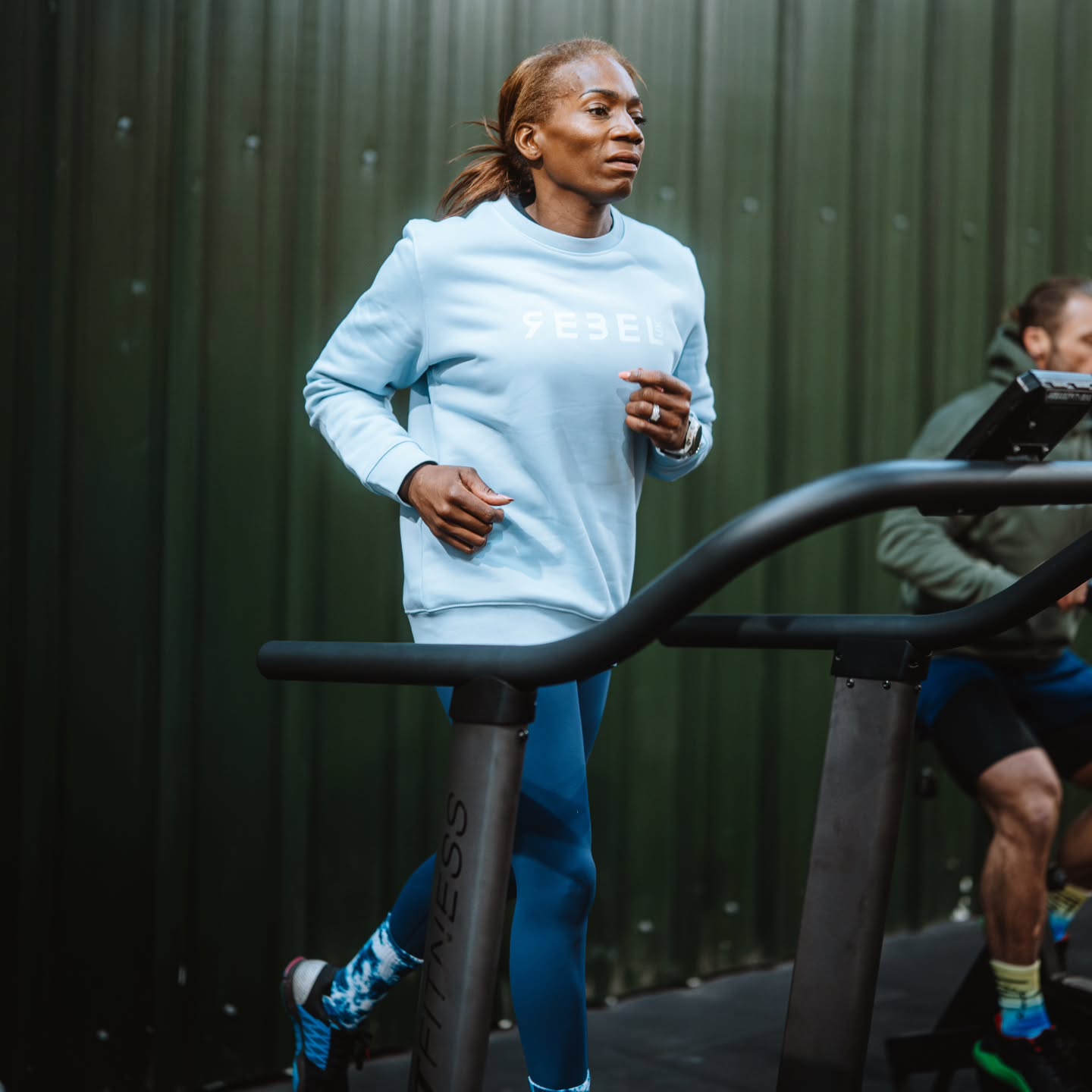 Vespa leggings🤩
Super smooth and available in a range of wintery colours❄️💙✨️
Available online using the link in bio.
#rebeluk #sportsclothes #wintervibes