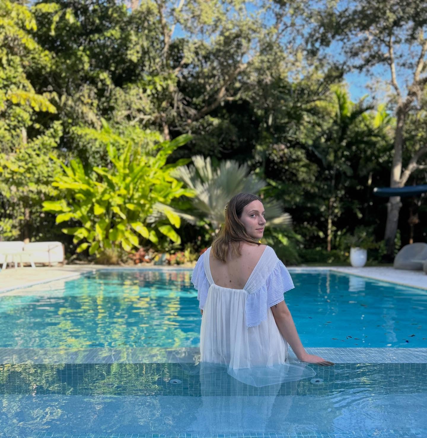 Thank you @tay_laramee.j and @true2type
Silk and lace top , perfect for those winter travels to warmer climates.