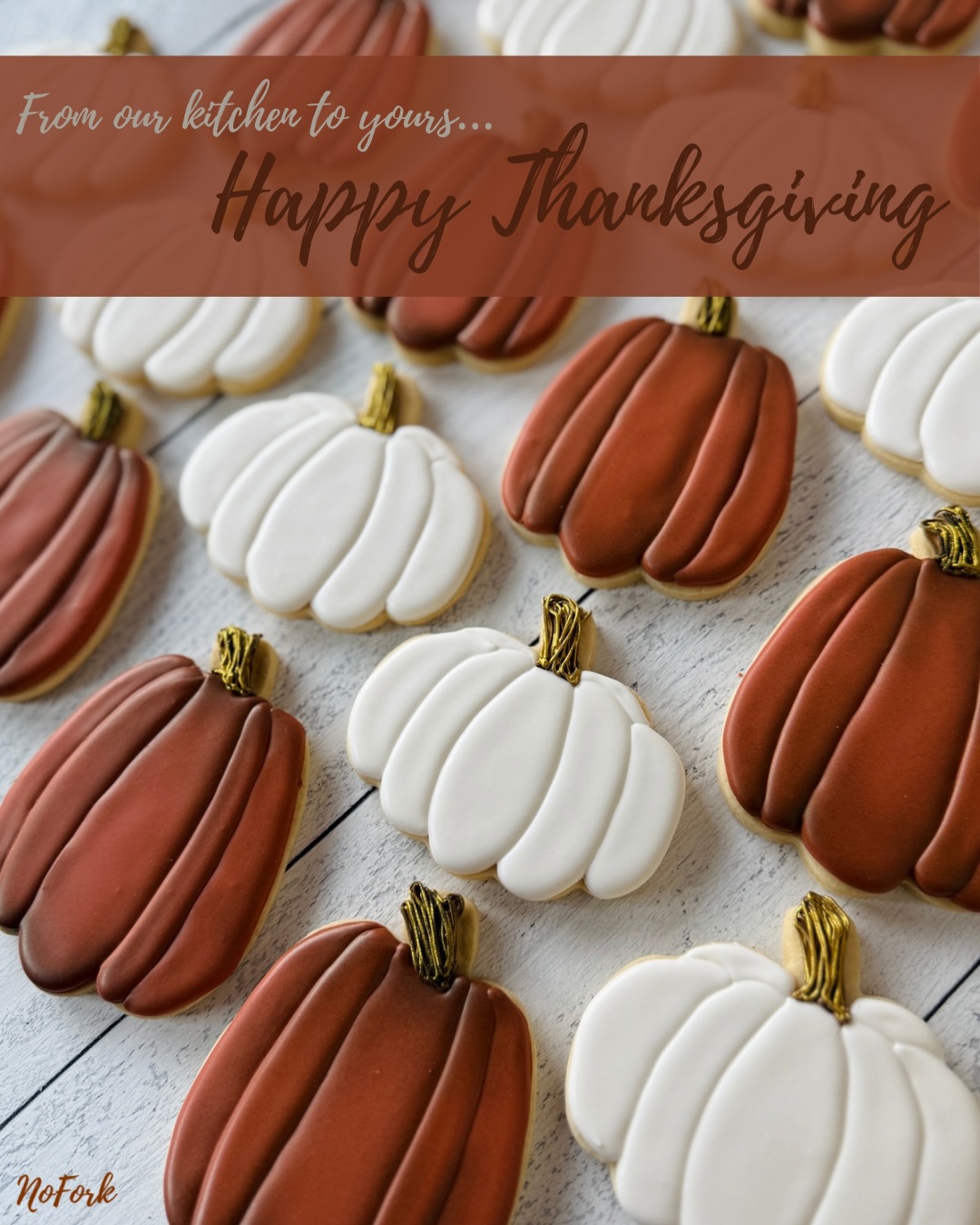 Thankful for our continued customer support since 2021🧁🤎
#nofork #celebratingmadeeasy #eatwithyourhands #noutensilsrequired #supportlocal #custombakery