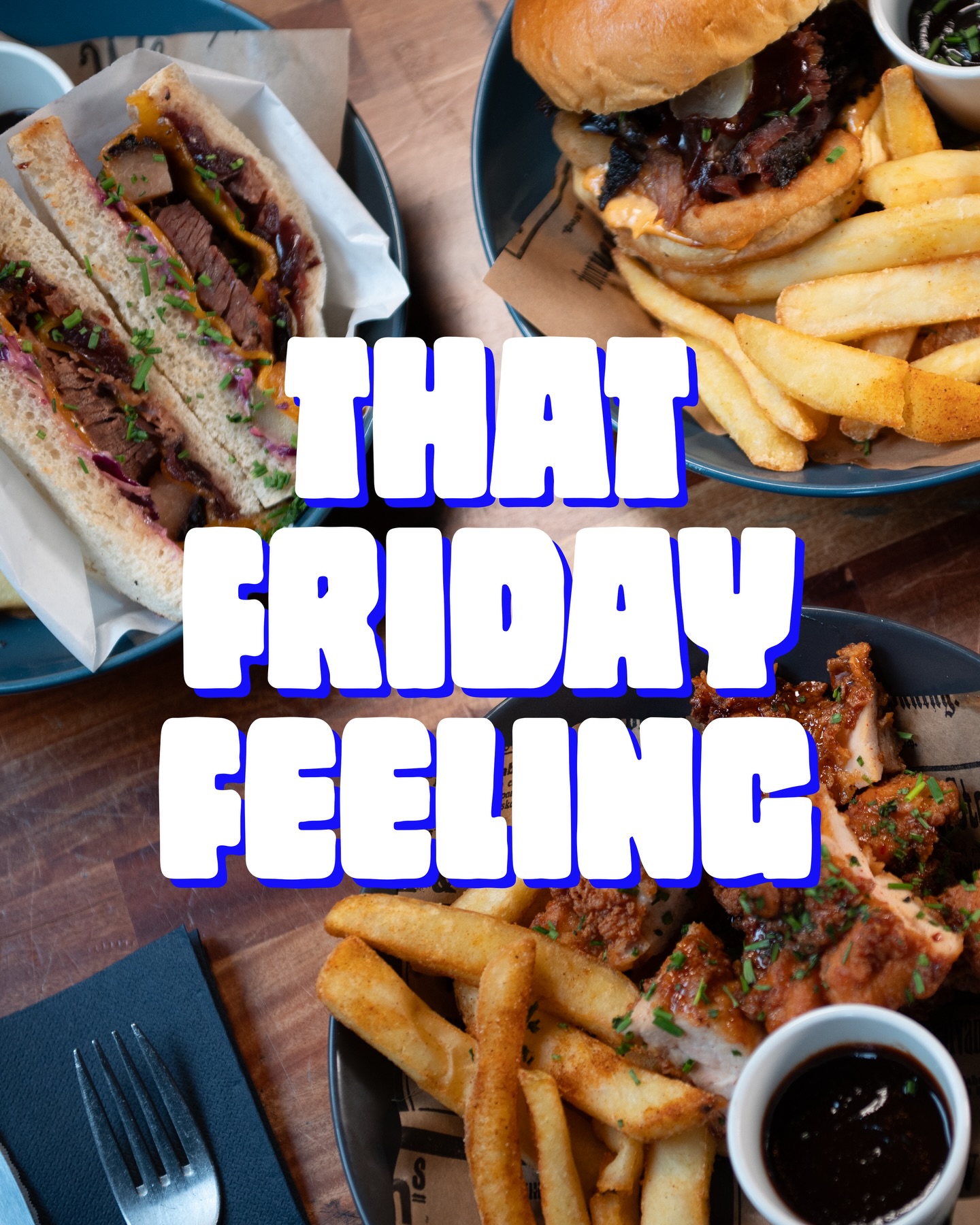 FREDAGEN ER HER 🫨 En utmerket mulighet til å ta lunsjen, middagen eller nattmaten hos oss!