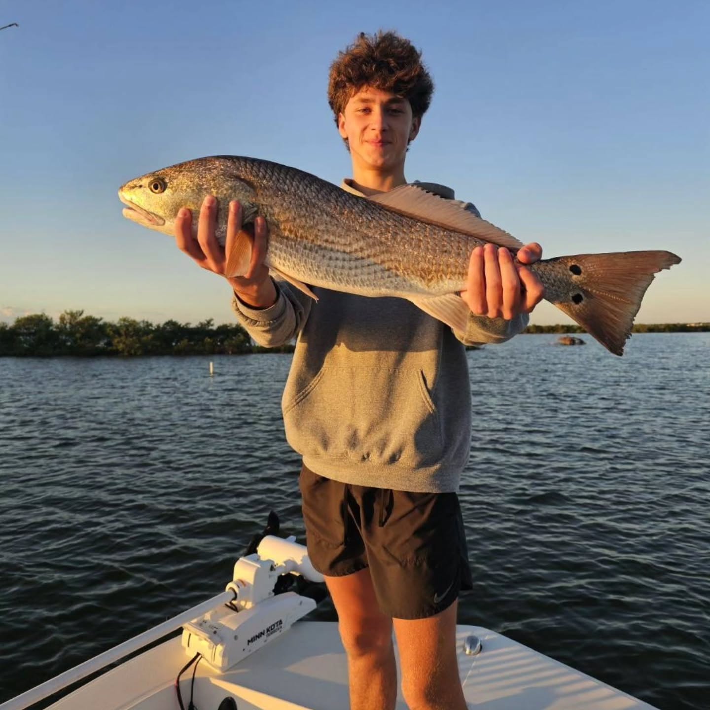 Great day with awesome clients!!! #buckedupapparellc #coderedfishingcharters @kto_customrods #4horsemancorks @sordfishingproducts @xtratuf @turtleboxaudio @mosquitolagoon www.coderedfishingcharters.com