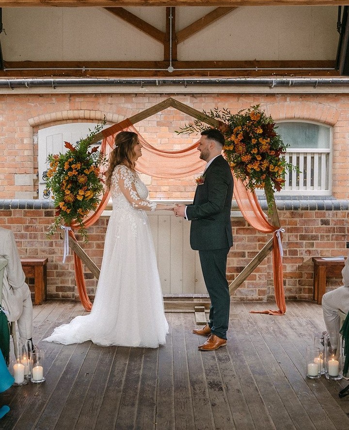 🌿TESTIMONIAL🌿
"I'd followed Rustic on Instagram for a while before booking but always knew we'd end up choosing them for our wedding. The team are all so professional, knowledgeable and just the best around! They were accommodating when we made some colour scheme tweaks in the run up to the our big day and choosing Rustic is just that extra finishing touch on what was the best day ever!! We would definitely recommend to anyone considering venue stylists :)"
Thank you Helena and Henry for your lovely testimonial. It was an absolute pleasure to style your wedding. We're obsessed with how it was outside in the crew yard!
Venue @thehallbarns
Styling @therusticweddingcompany
Photography @danielburtonphoto
#TheHallBarns #ClientLove #HappyCouples #KindWords #WeddingReview #StyledWithLove #WeddingTestimonial