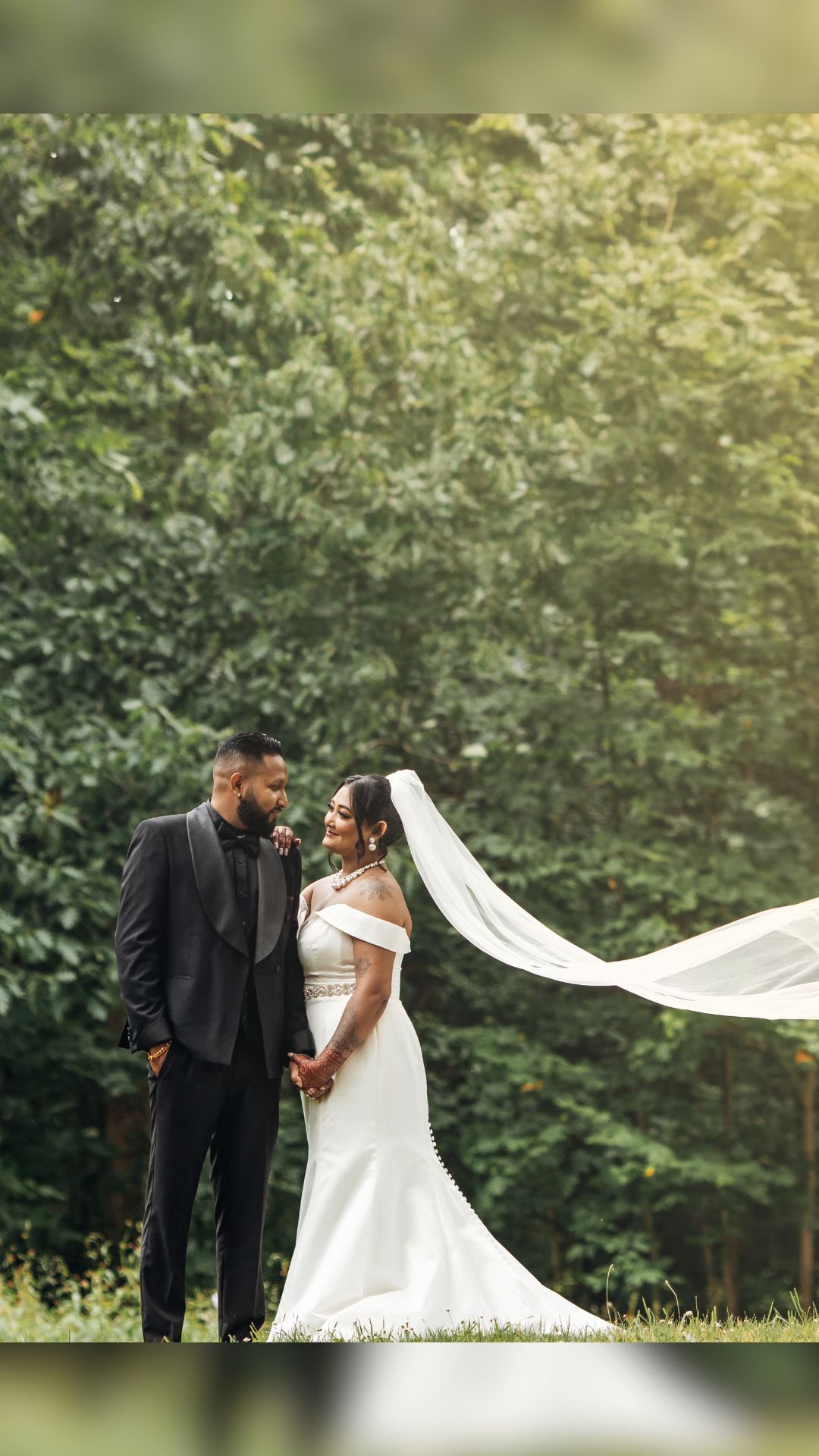 Sorry I’m late… but when the vows are flowing, the champagne is popping, and the sunset is showing off? You *know* I’m not putting my camera down. 📸✨
2025 is already filling up fast, and I can’t wait to write more love stories with my lens. 💍💌 Only a few dates left, secure your dates now!