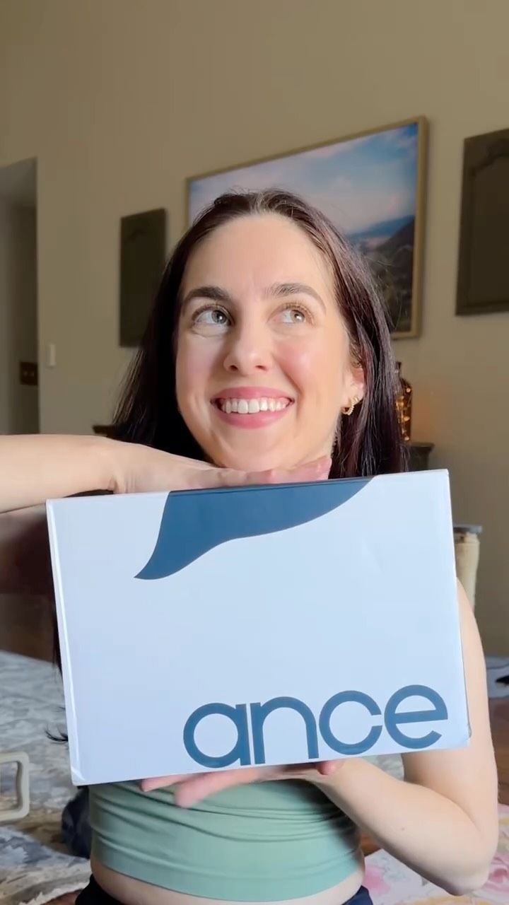 **UPDATE: Now 25% off with code BUNHEADHOLIDAY25 UNTIL JAN 10th!
40% OFF @ance.recovery sneakers with code BUNHEADBF40 ends soon! (Link in bio) Enjoy the craziest Black Friday discount and a little ASMR unboxing, because ‘tis the season for ripping open packages like a rabid squirrel 😂🐿️
Don’t miss out — this is their best deal all year!
#adultballet #ballet #giftguide