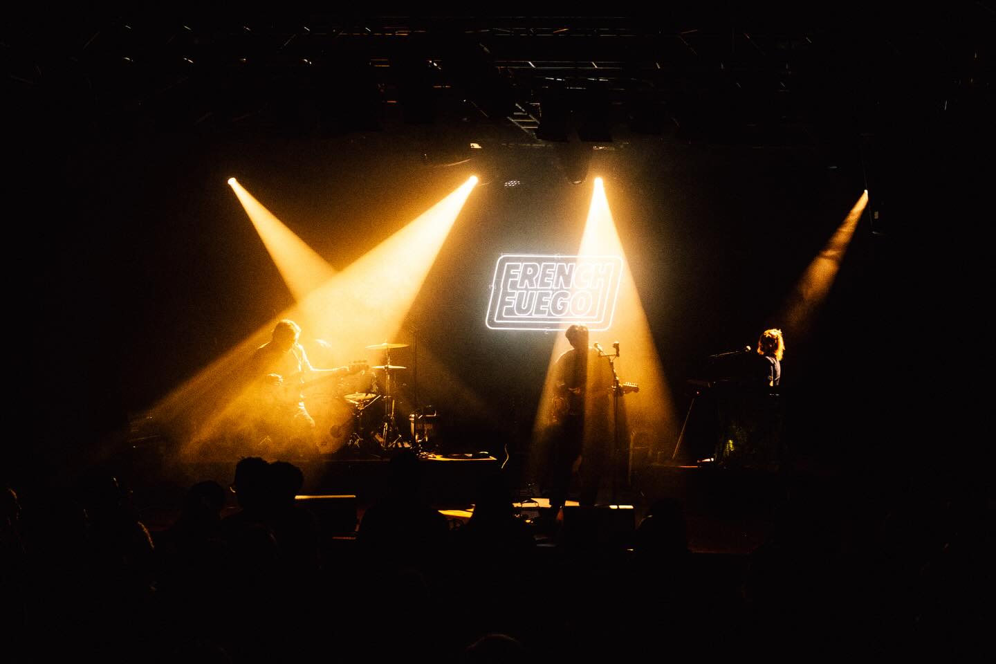 29/11
happy to MOVE ON with @frenchfuegomusic 🐦🔥
📸 @janwiederkehr