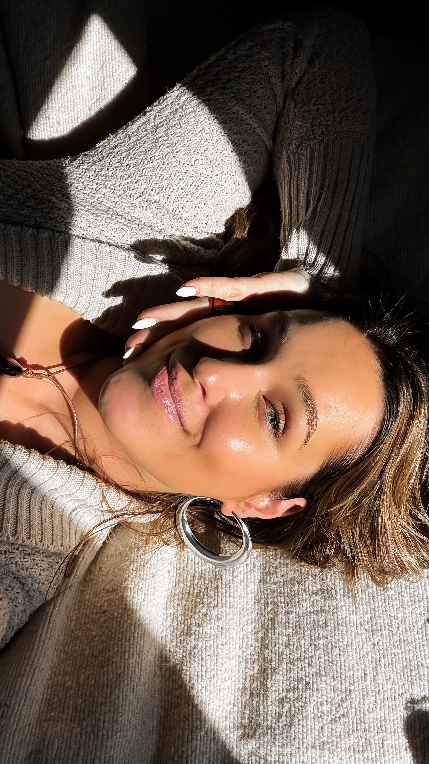 happy weekend loves
#weekendmood #photography #visualdiary #cozyathome #homeinterior