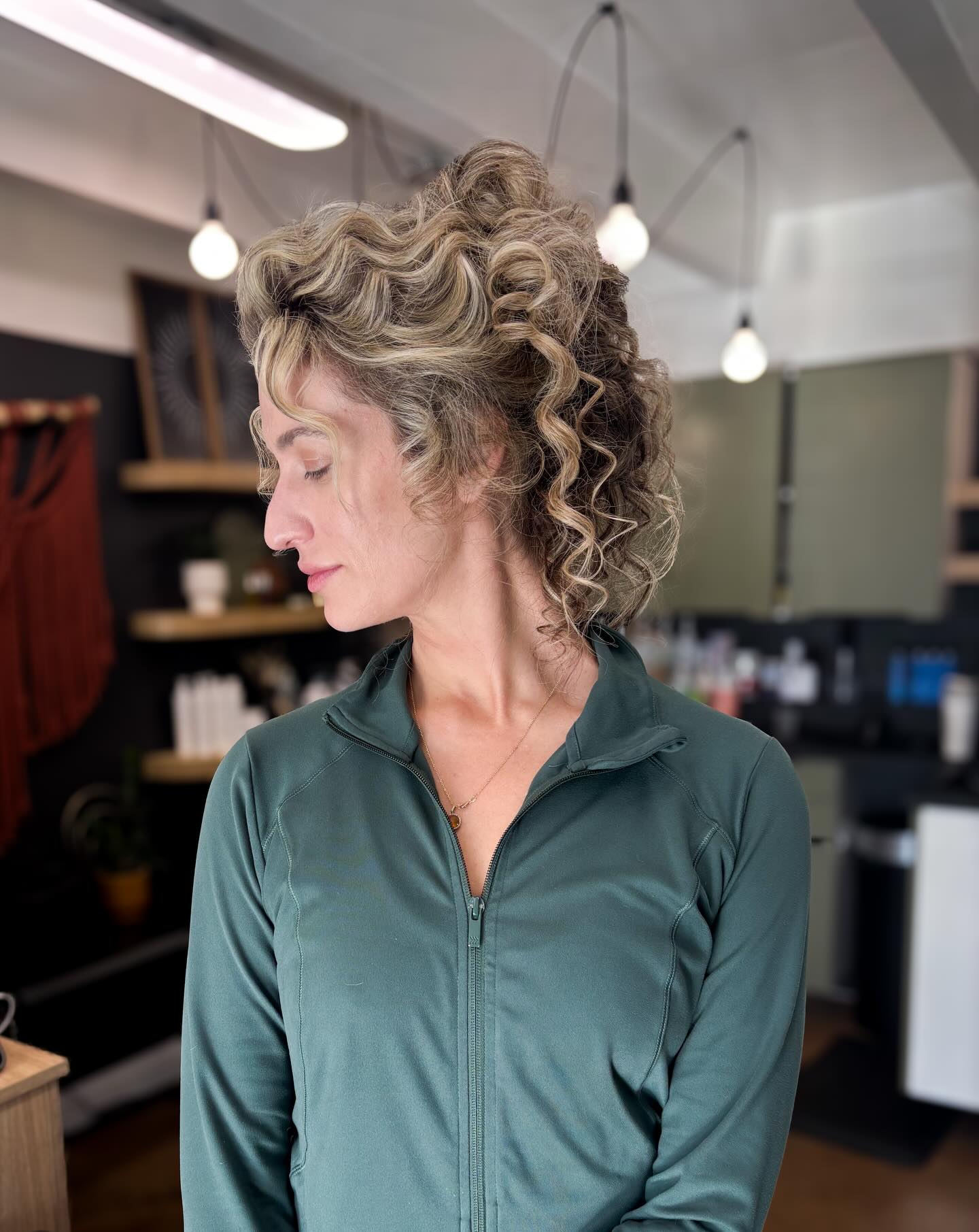 **Natural texture doesn’t need to be tamed—it needs to be celebrated.**
✨
This effortless updo lets every curl do its own thing while still looking polished and put-together. Because the goal isn’t perfection… it’s bringing out what’s already there.
✨
Your curls have their own personality. My job is just to help them shine.
✨
Drop a 🌀 in the comments if you’re ready to embrace your natural texture instead of fighting it.
✨
Now booking special event styling services-Let’s work together to bring out what’s already beautiful about your hair.
✨
Book through my wedding page on my website link in bio. Your curls are waiting.
✨ Curly styling & natural texture specialist
📍 Wild Soul Salon & Head Spa | Denver