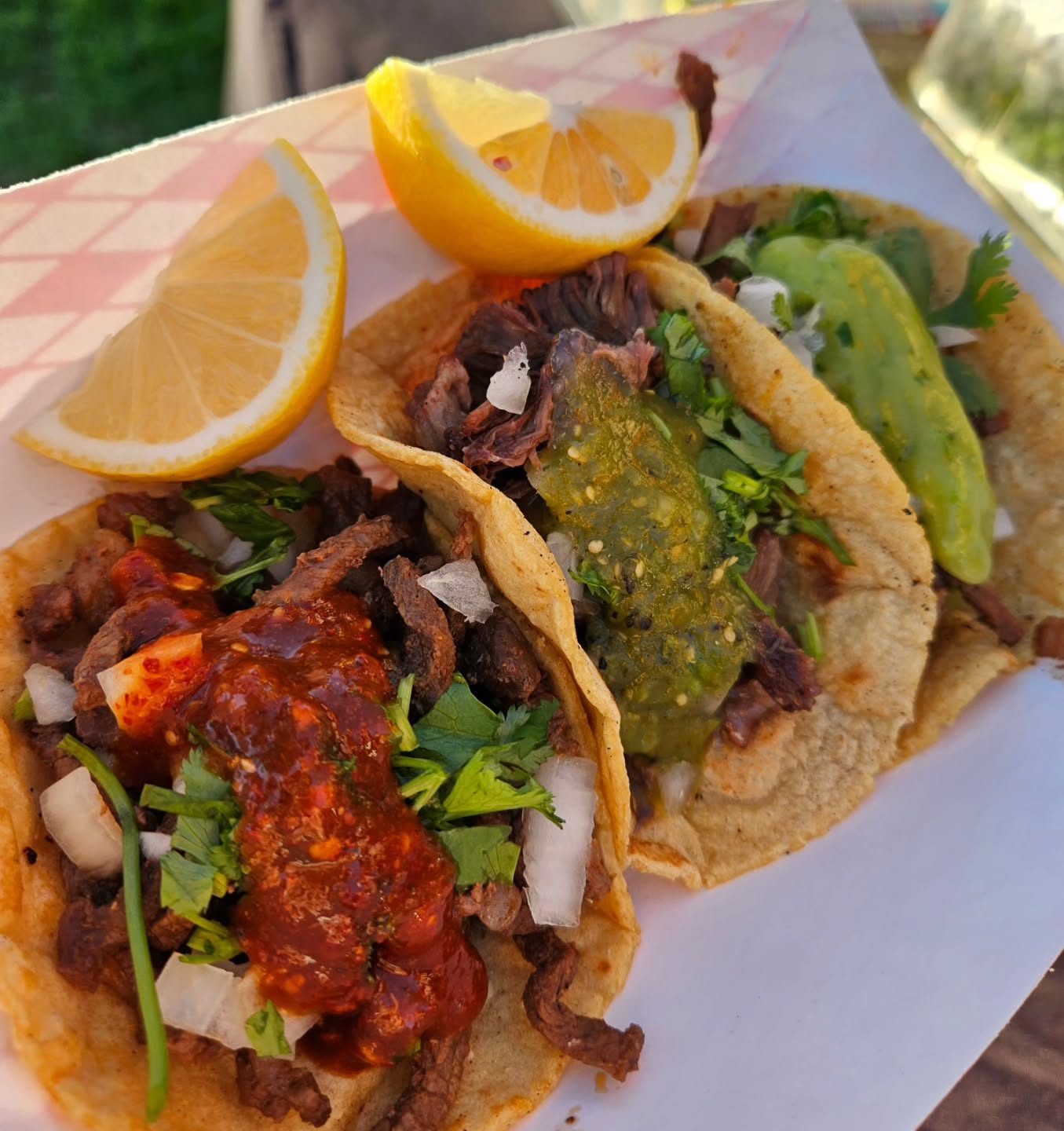 Always Handmade!
.
.
.
.
.
#elchaparritotacos #818nightmarket #tacos #mexicanfood #foodies #nightmarket #LA #food